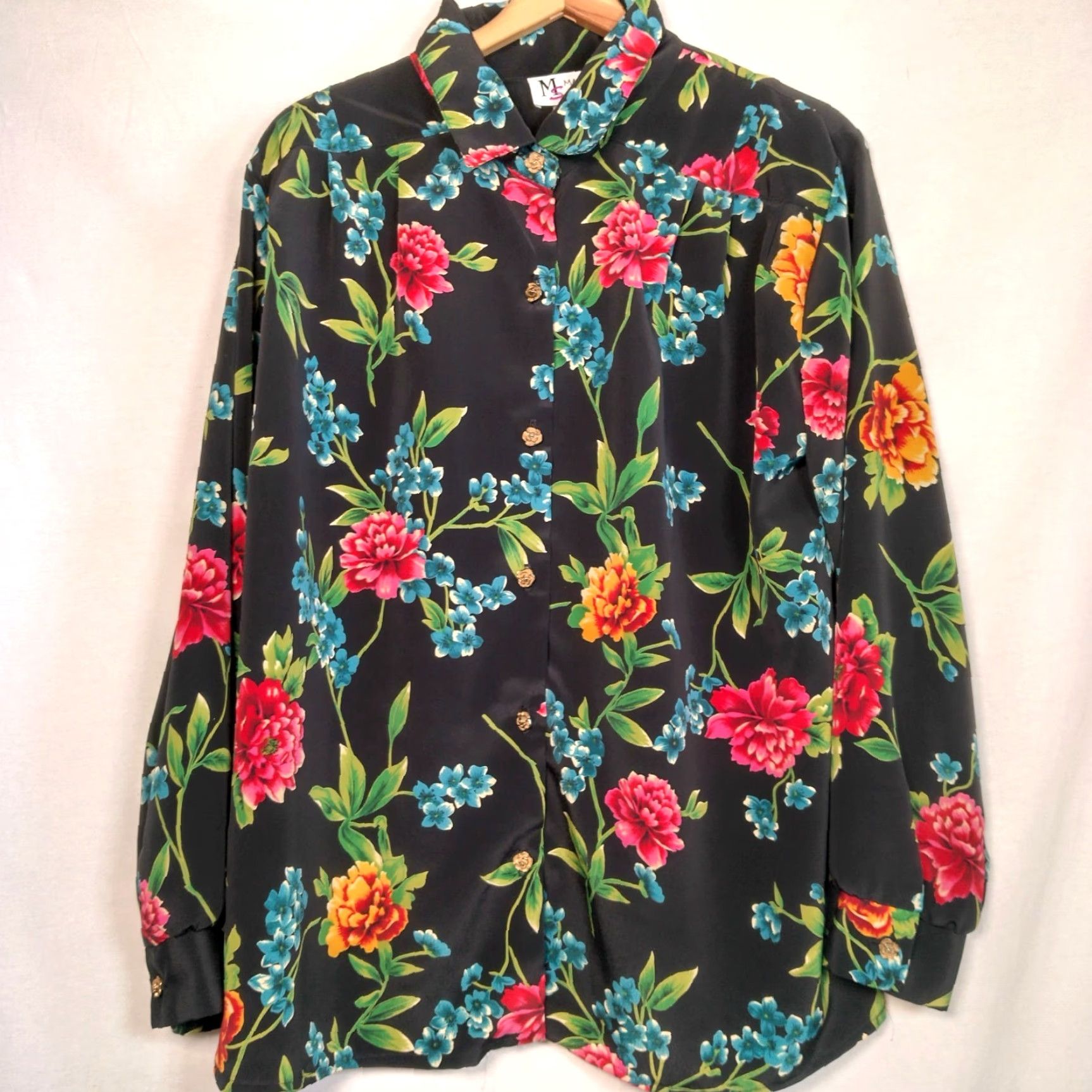 Vintage Vintage Maggie Sweet Blouse 1X Plus Size Black Floral Gold Flower Buttons Size XL / US 12-14 / IT 48-50 - 2 Thumbnail