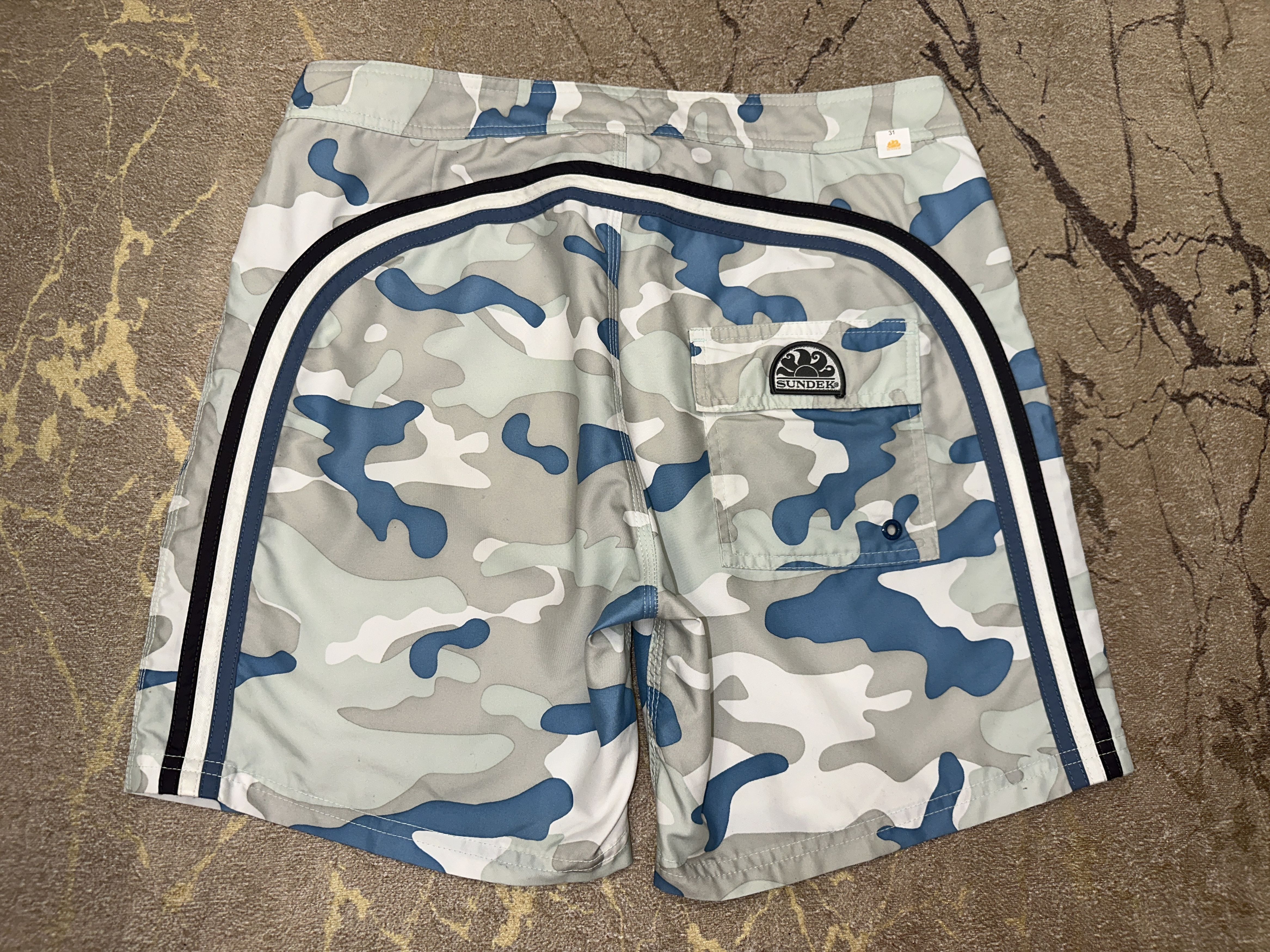 Sundek Camouflage Sundek 31 Beach Shorts Trunks BathSuit Size 31 S Size US 31 - 1 Thumbnail