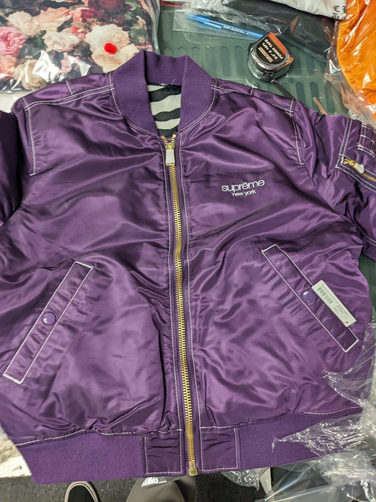 Supreme SS17 SUPREME CONTRAST STITCH REVERSIBLE MA-1 JACKET PURPLE Size US S / EU 44-46 / 1 - 4 Thumbnail