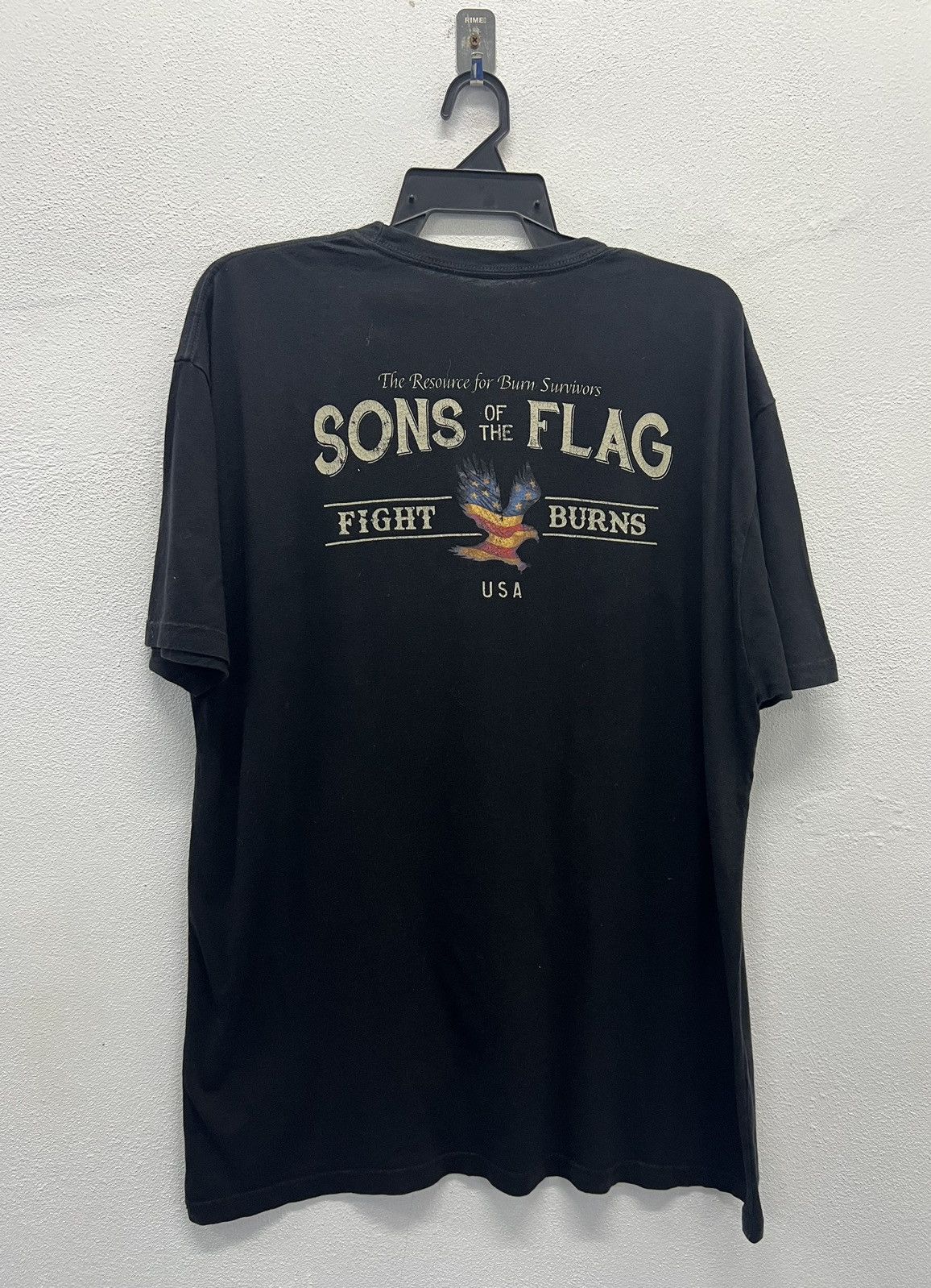 Vintage VINTAGE SONS OF THE FLAG FIGHT BURNS USA SHIRT Size US L / EU 52-54 / 3 - 2 Thumbnail