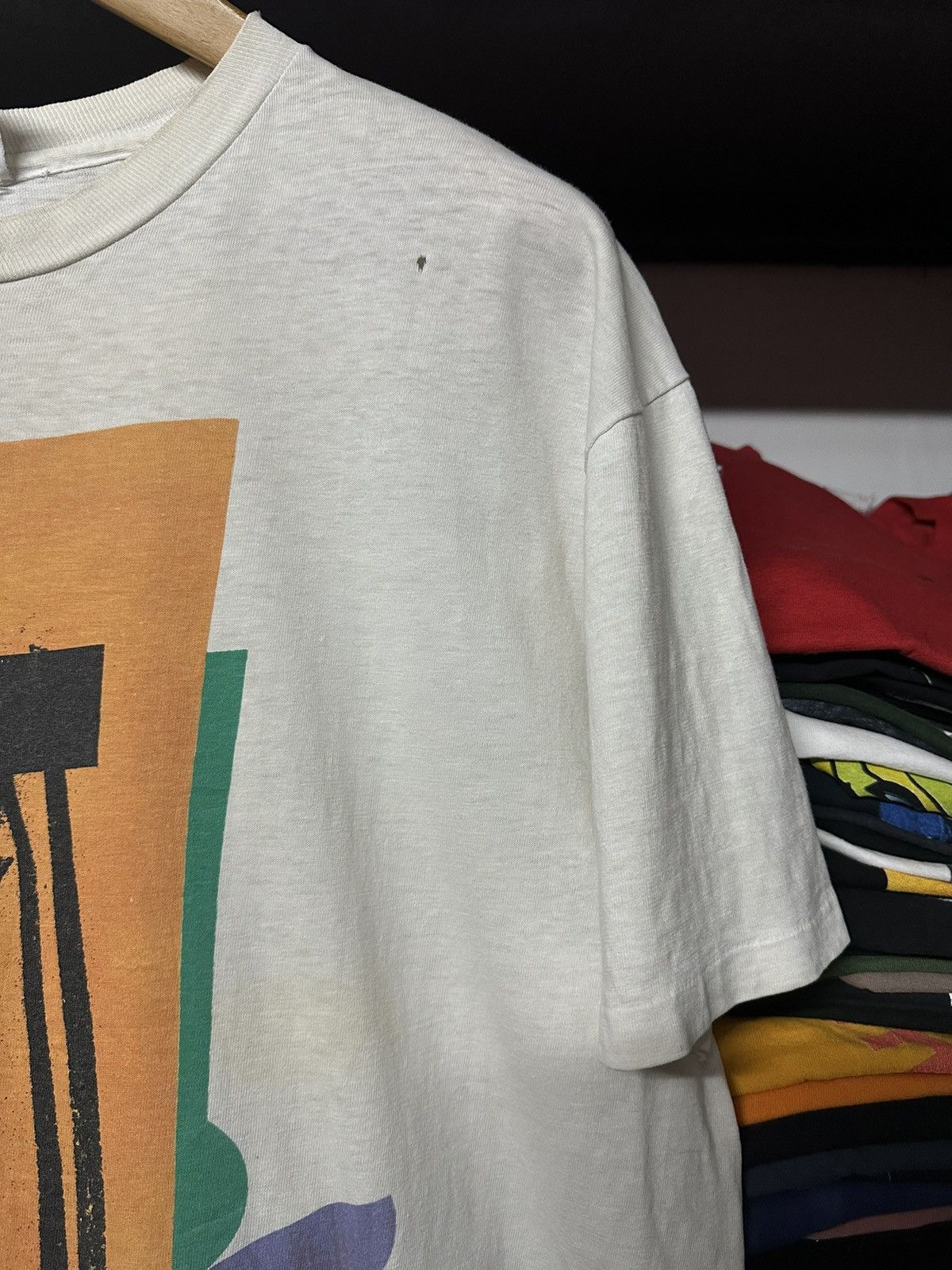 Keith Haring × Vintage Vintage 90s Art Tate Gallery Distressed Tee Size US L / EU 52-54 / 3 - 3 Thumbnail