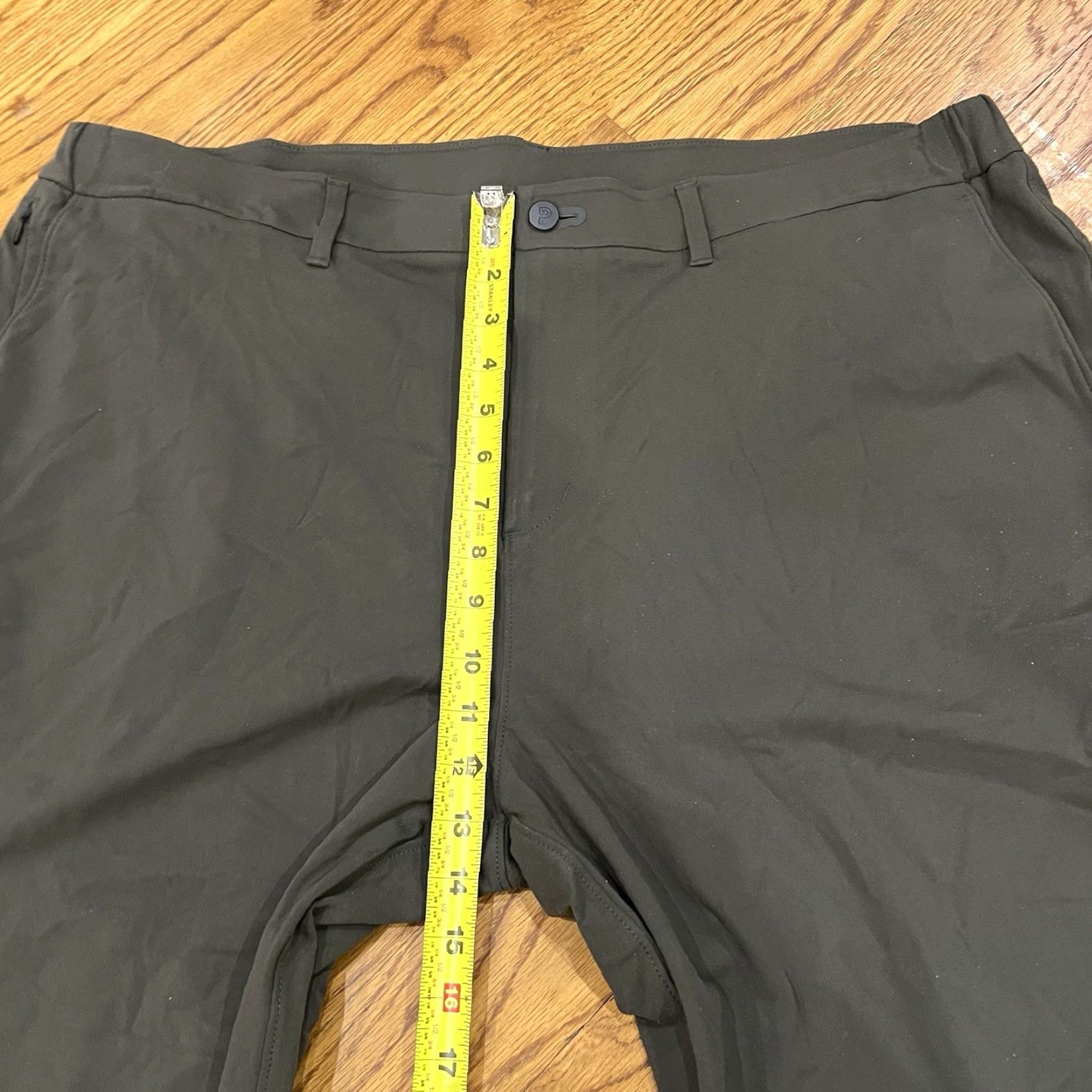 Vintage Public Rec Pants Men 44x28 Green Performance Chino Stretch Outdoors Light Casual Pants Mens Regular Green Athletic Straight Pockets Zip Size US 44 / EU 60 - 6 Thumbnail