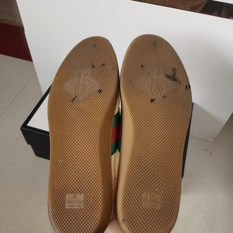Gucci Gucci Leather Bee Fashion Sneakers for All - Size US 11 / EU 44 - 4 Thumbnail
