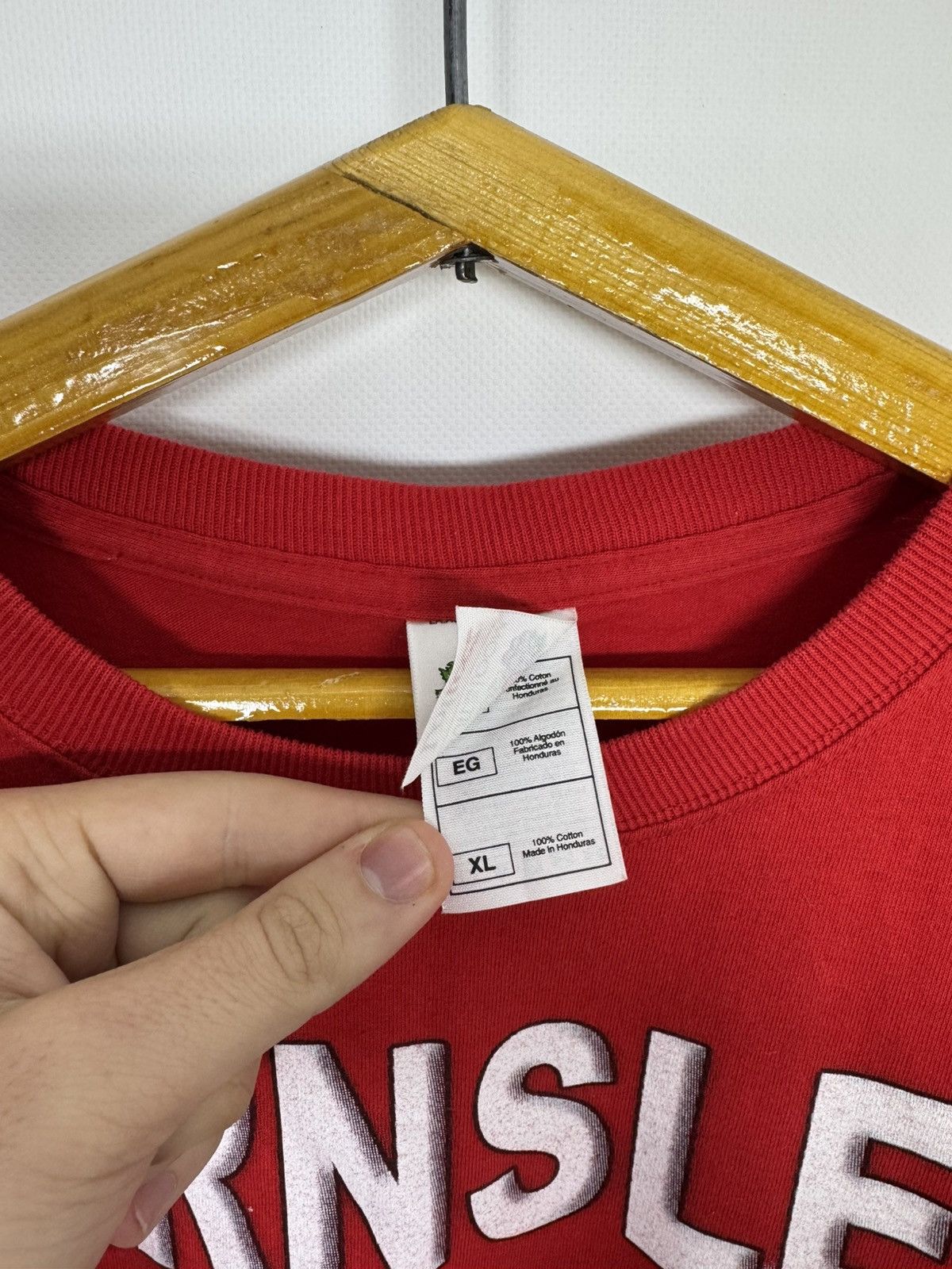 Fruit Of The Loom Vintage Y2k Barnsley the unlimated giant killers T-Shirt 00’ Size US XL / EU 56 / 4 - 11 Thumbnail