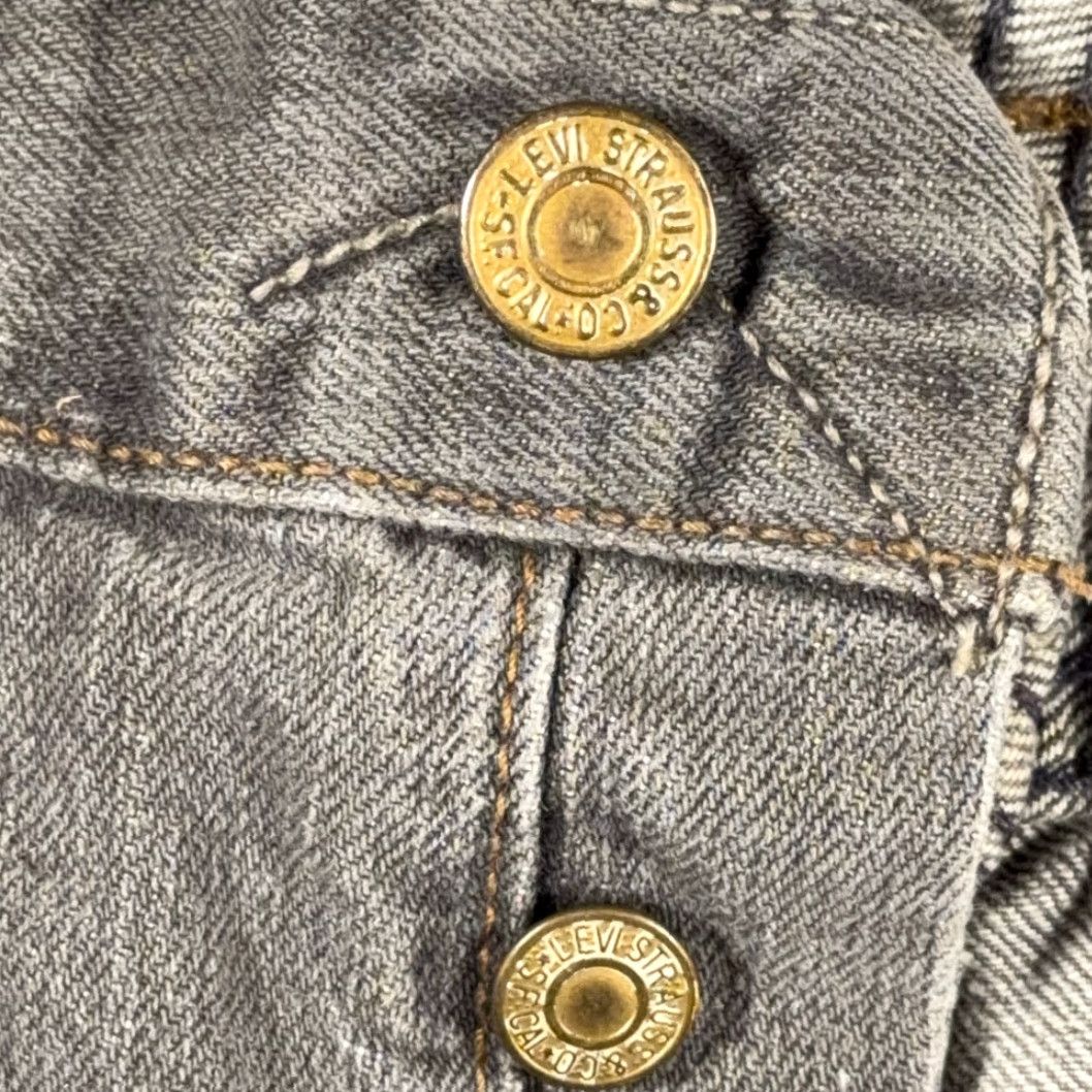 Levi's VINTAGE Levi's Premium Jeans Mens 34x30 Gray Hesher Lowrise Straight Leg USA 90s 2000s Mens Jeans Size US 34 / EU 50 - 7 Thumbnail