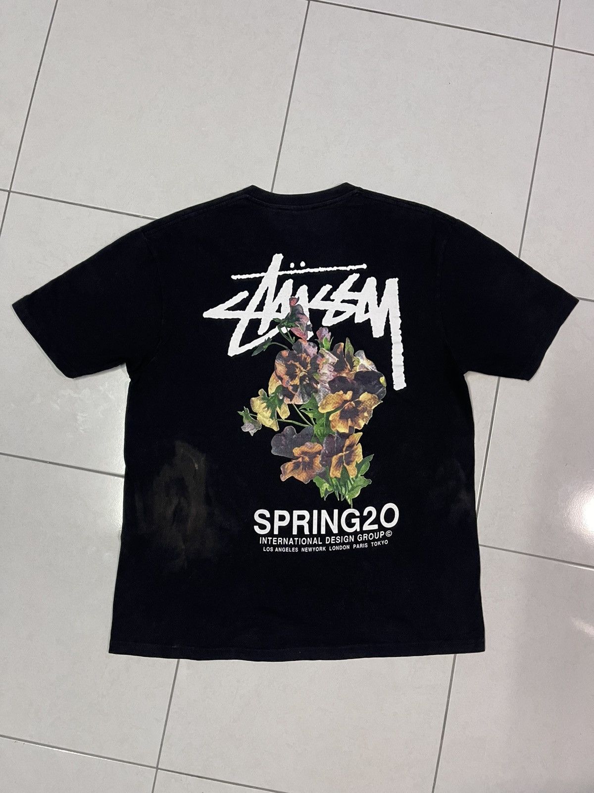 Stussy VINTAGE STUSSY BOUQUET FLORAL SPRING 2020 TEE VERY RARE Size US L / EU 52-54 / 3 - 1 Thumbnail