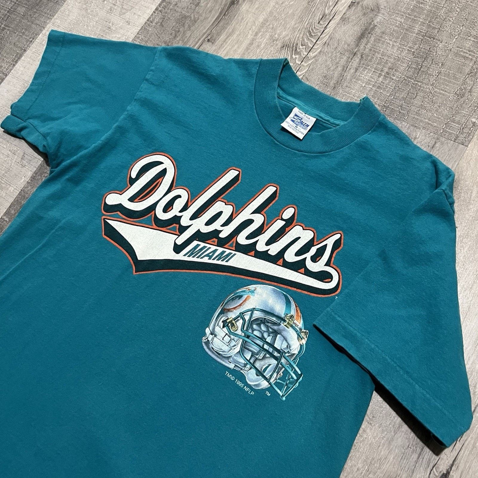 Vintage VTG 90s Men's Salem NFL Miami Dolphins Helmet T-Shirt USA M Size US M / EU 48-50 / 2 - 3 Thumbnail