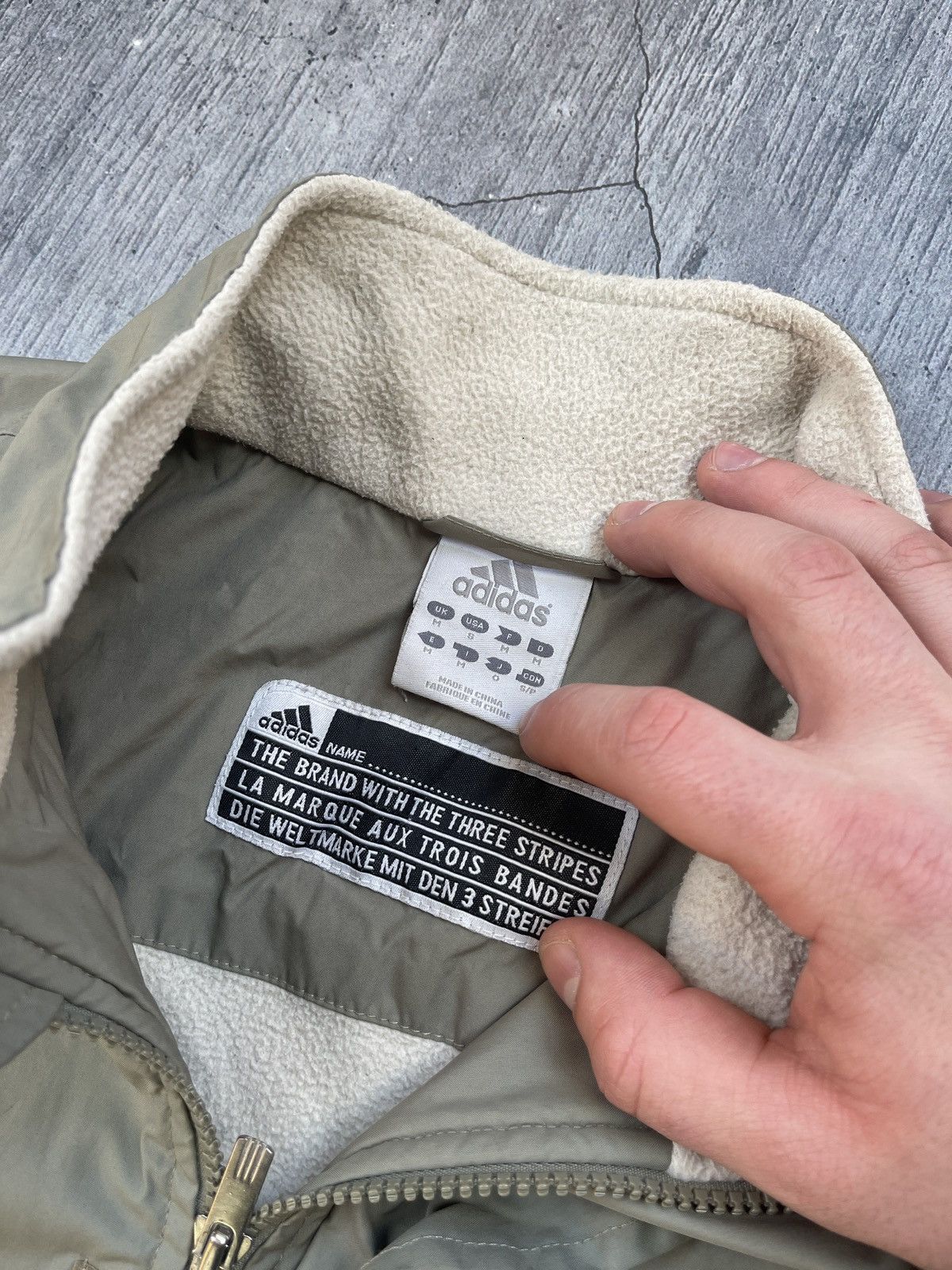 Adidas × Vintage Rare Vintage Adidas Puffer Jacket Size US M / EU 48-50 / 2 - 11 Thumbnail