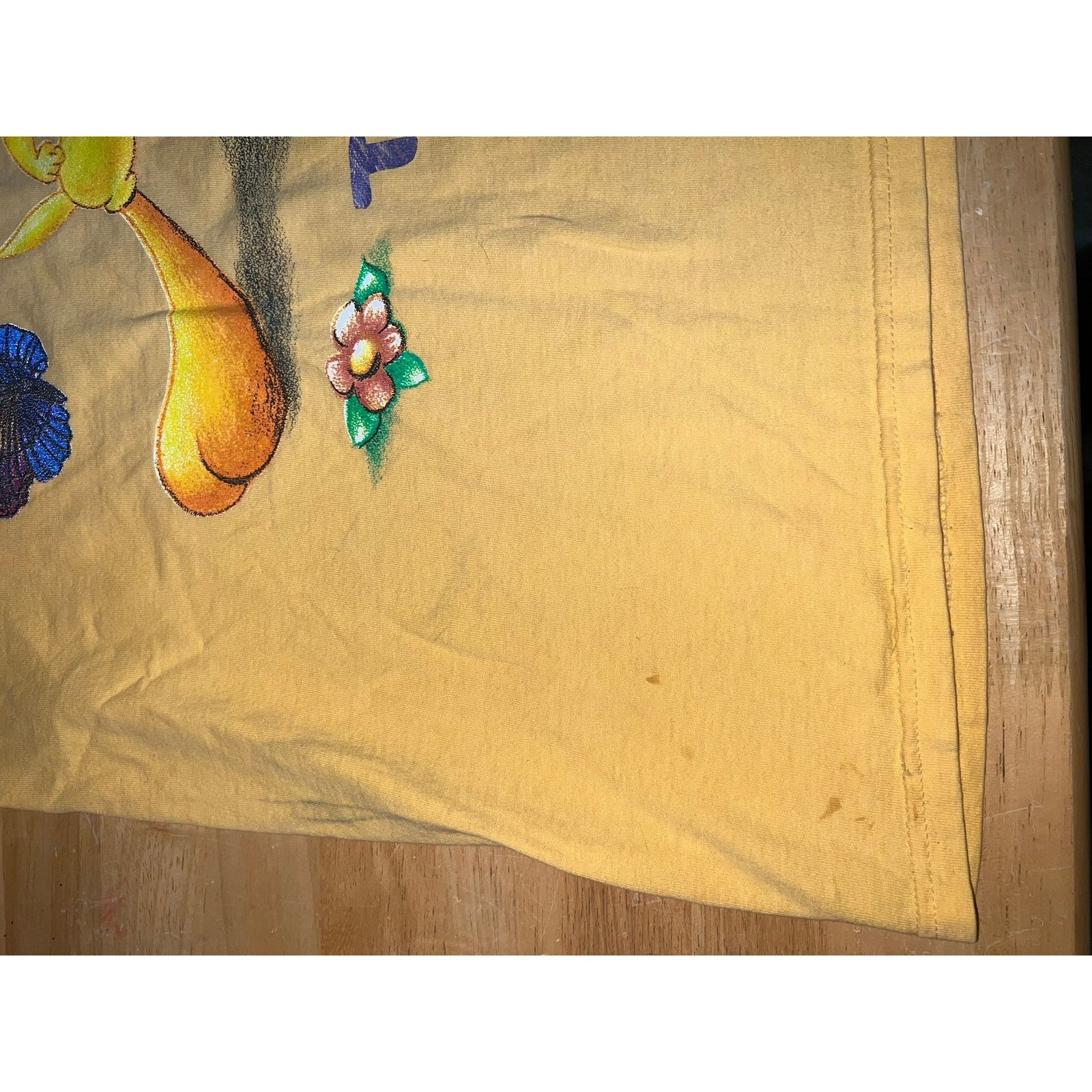 Vintage Vintage Looney Tunes Tweety Shirt Cartoon Yellow 90s Tee XL Size US XL / EU 56 / 4 - 10 Thumbnail