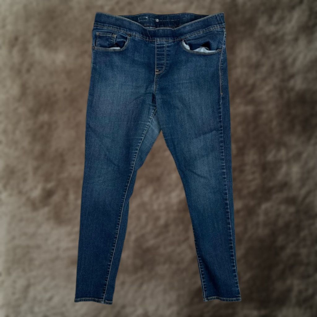 Levi's Levi's Skinny Jegging Jeans Women's 18 Blue Medium Wash Plus Stretch Denim Jeans Slim Pockets Size 40" / US 18 - 1 Thumbnail