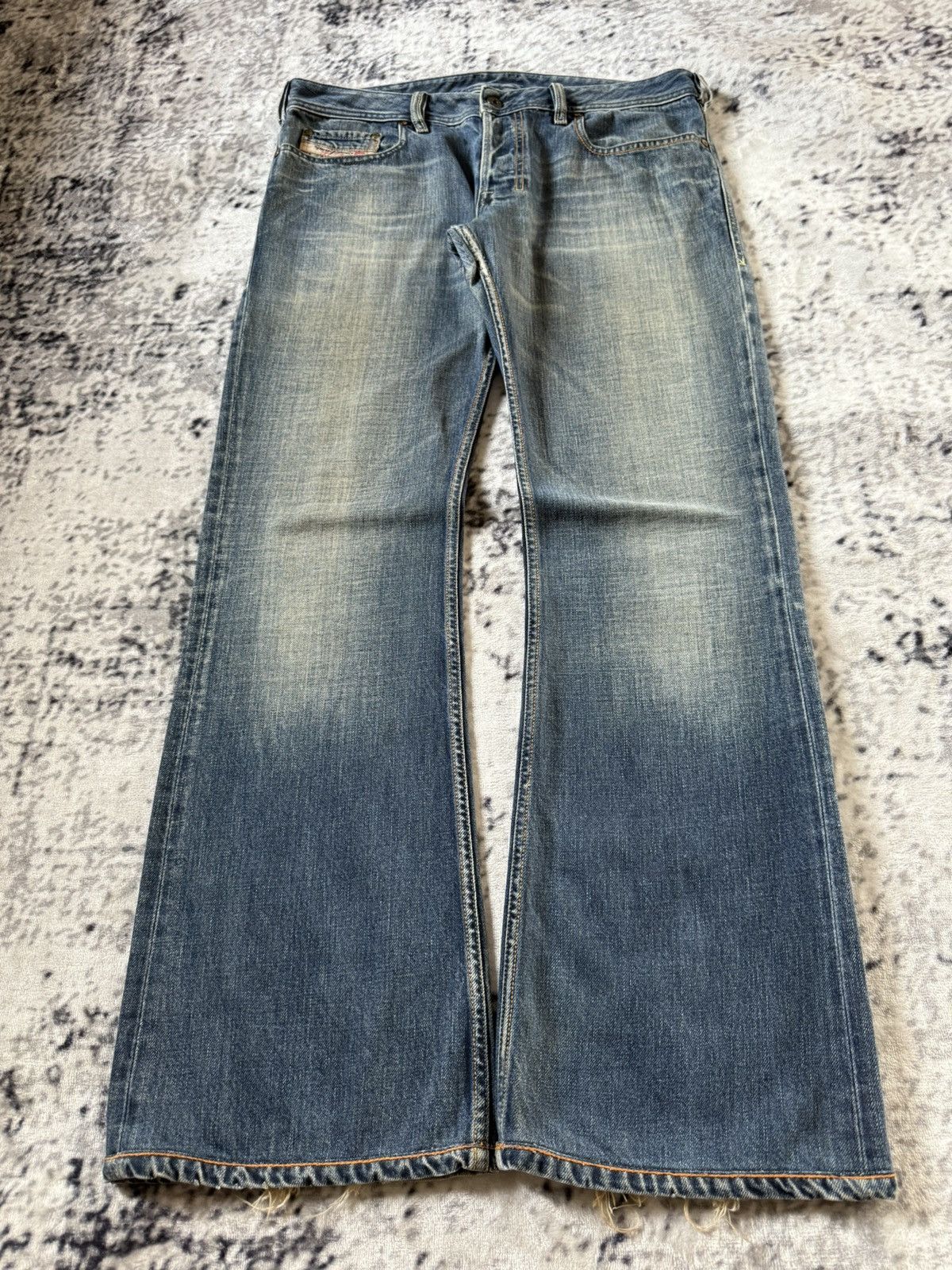 Diesel Diesel Fade Wash Zatiny Flared Jeans Italy Made Size US 34 / EU 50 - 1 Thumbnail