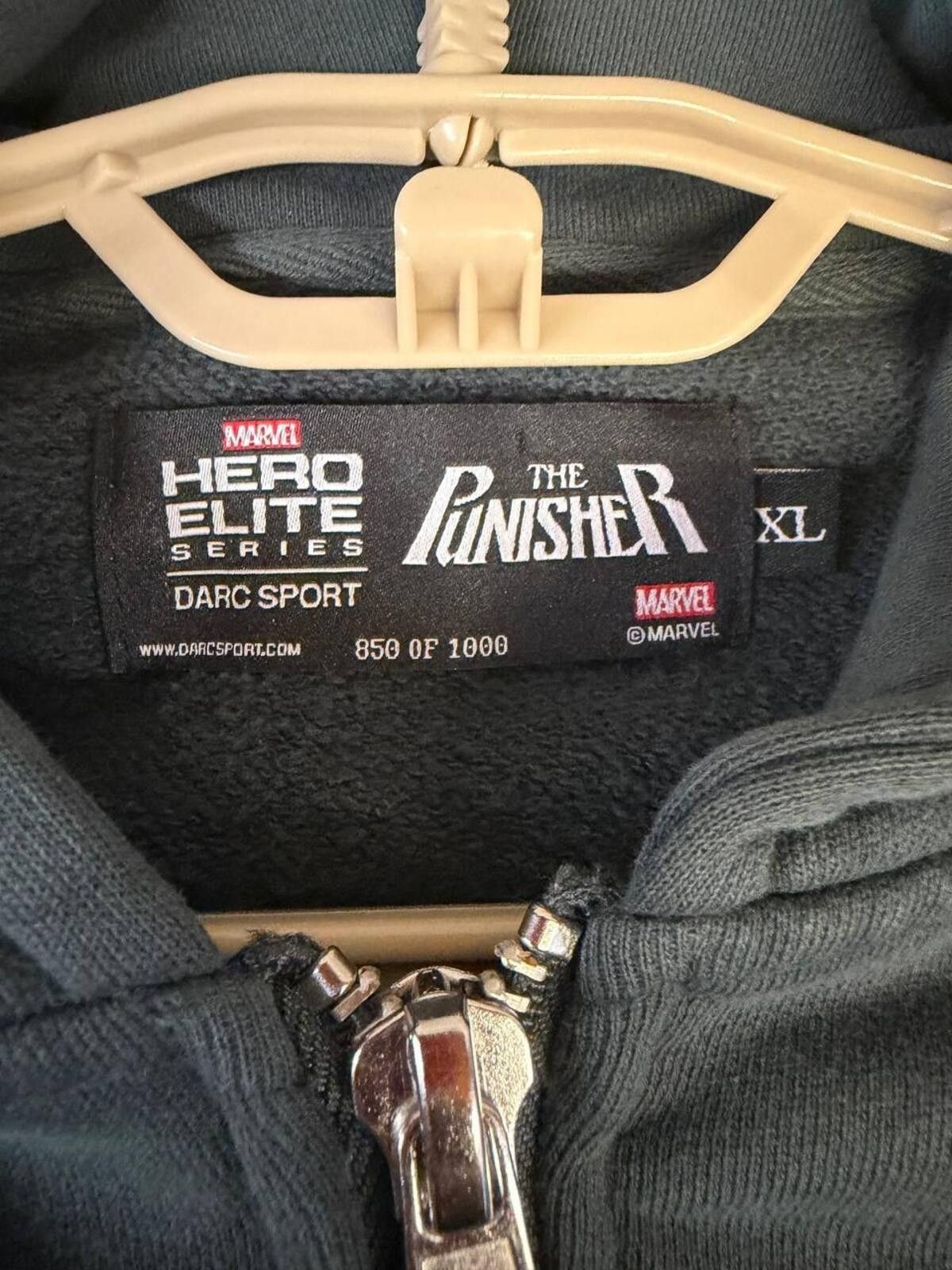 Darc Sport Darc Sport Marvel Punisher 850 Of 1000 Zip Hoodie XL NWT Size US XL / EU 56 / 4 - 5 Thumbnail