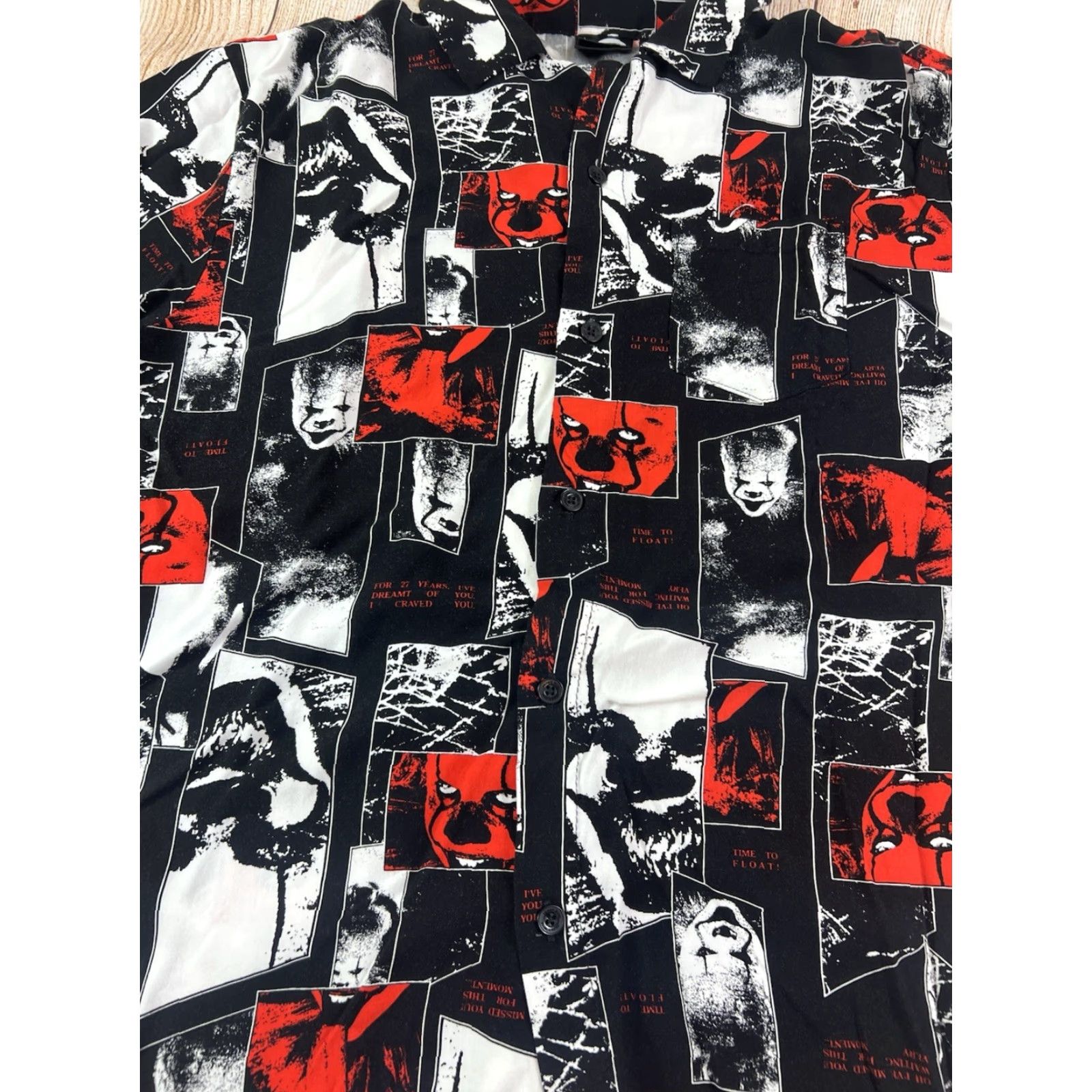 Vintage VINTAGE It Pennywise Black AOP Button-Up Shirt Mens L Halloween Clowncore Gothic Hawaiian Character Pennywise Casual Short Sleeve Collared Button-Down Size US L / EU 52-54 / 3 - 5 Thumbnail