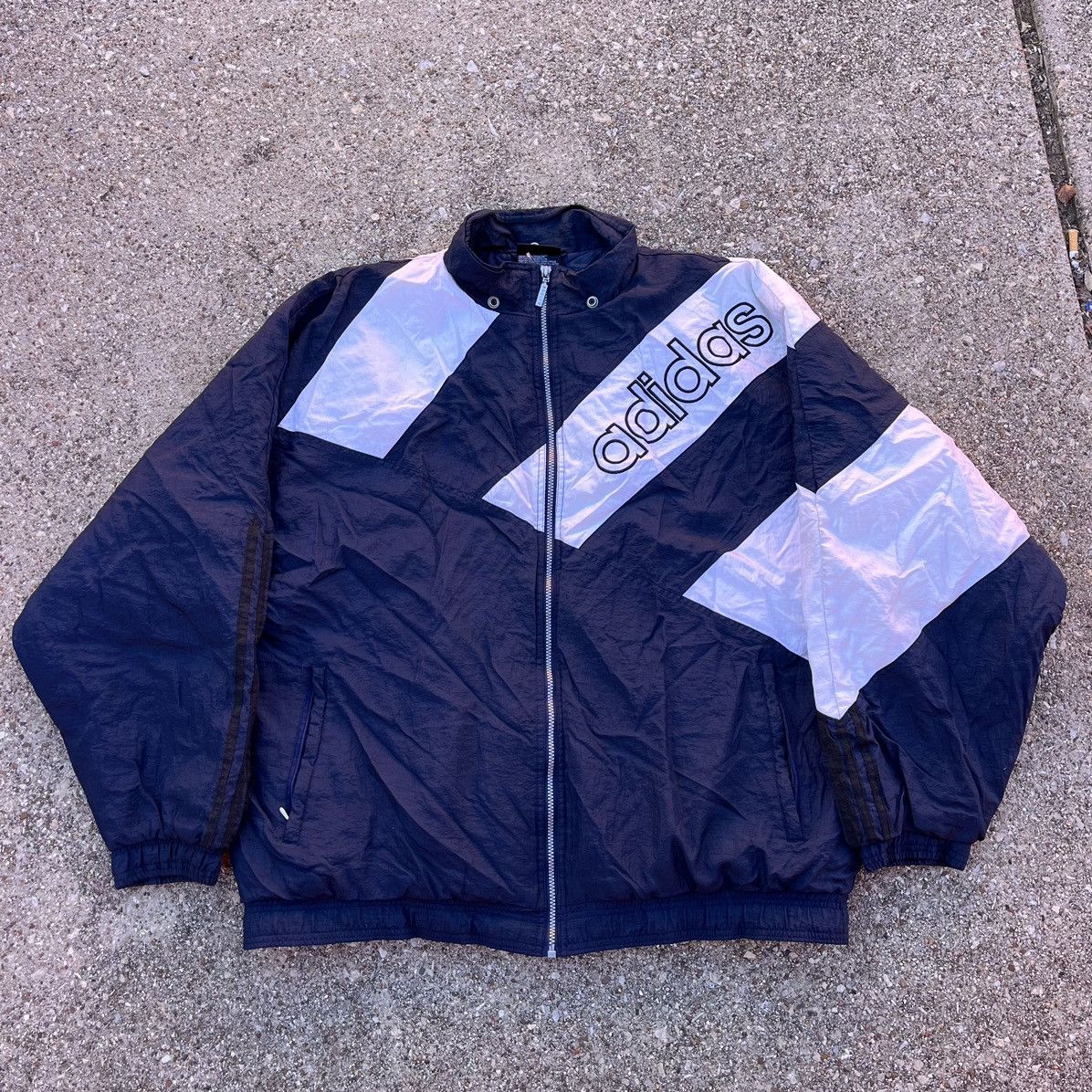 Adidas × Vintage Vintage Rare Adidas Embroidery Puffer Jacket Size US XXL / EU 58 / 5 - 1 Thumbnail