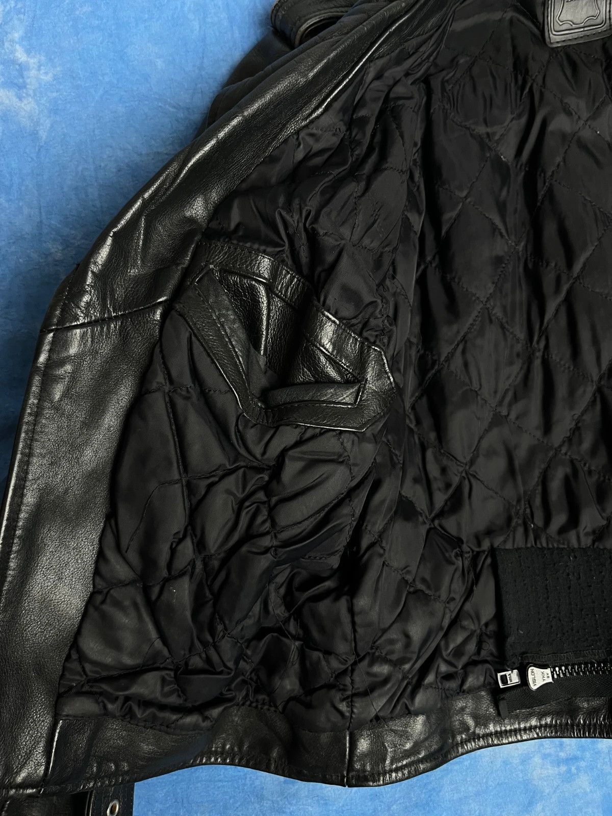 Vintage Vintage 90s Avant Garde Real Leather Ramones Jacket Size US S / EU 44-46 / 1 - 10 Thumbnail