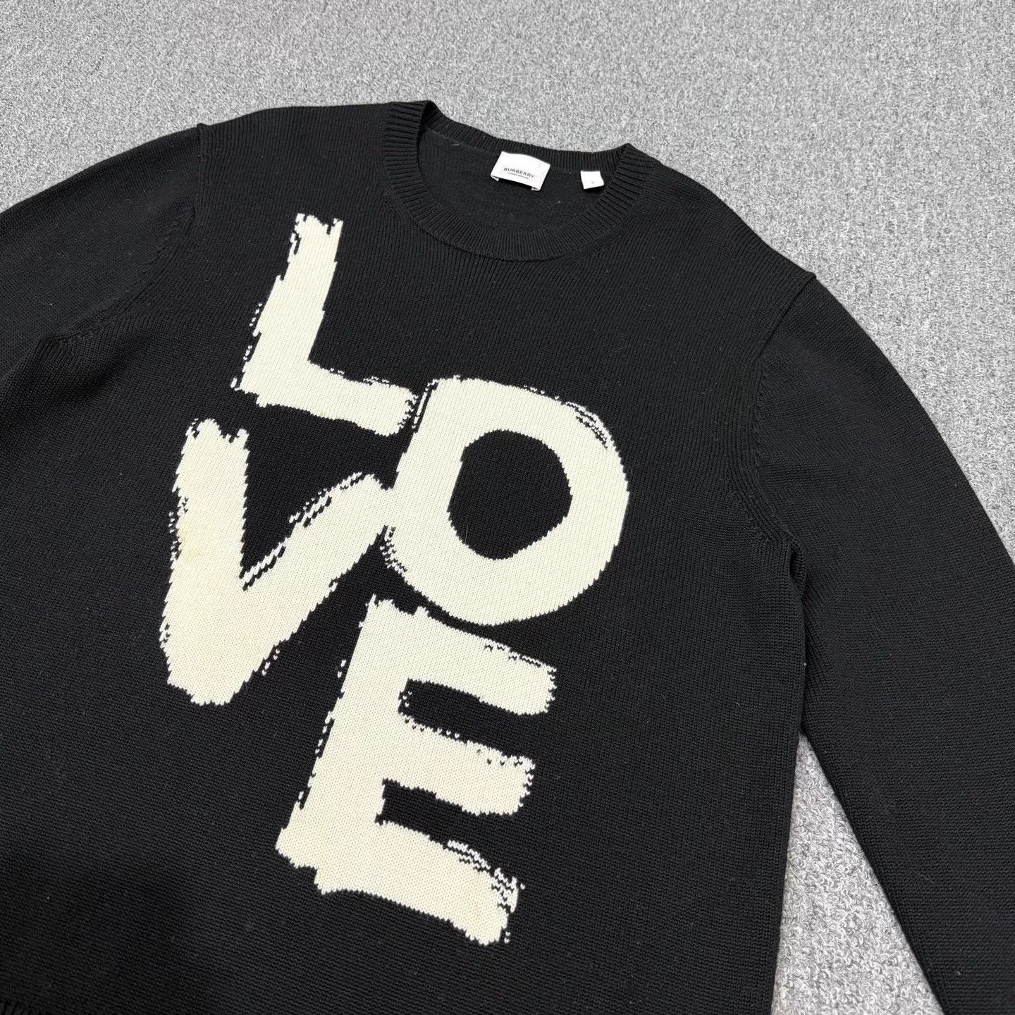 Burberry Burberry Black Love Wool Knit Sweater L Size US L / EU 52-54 / 3 - 3 Thumbnail
