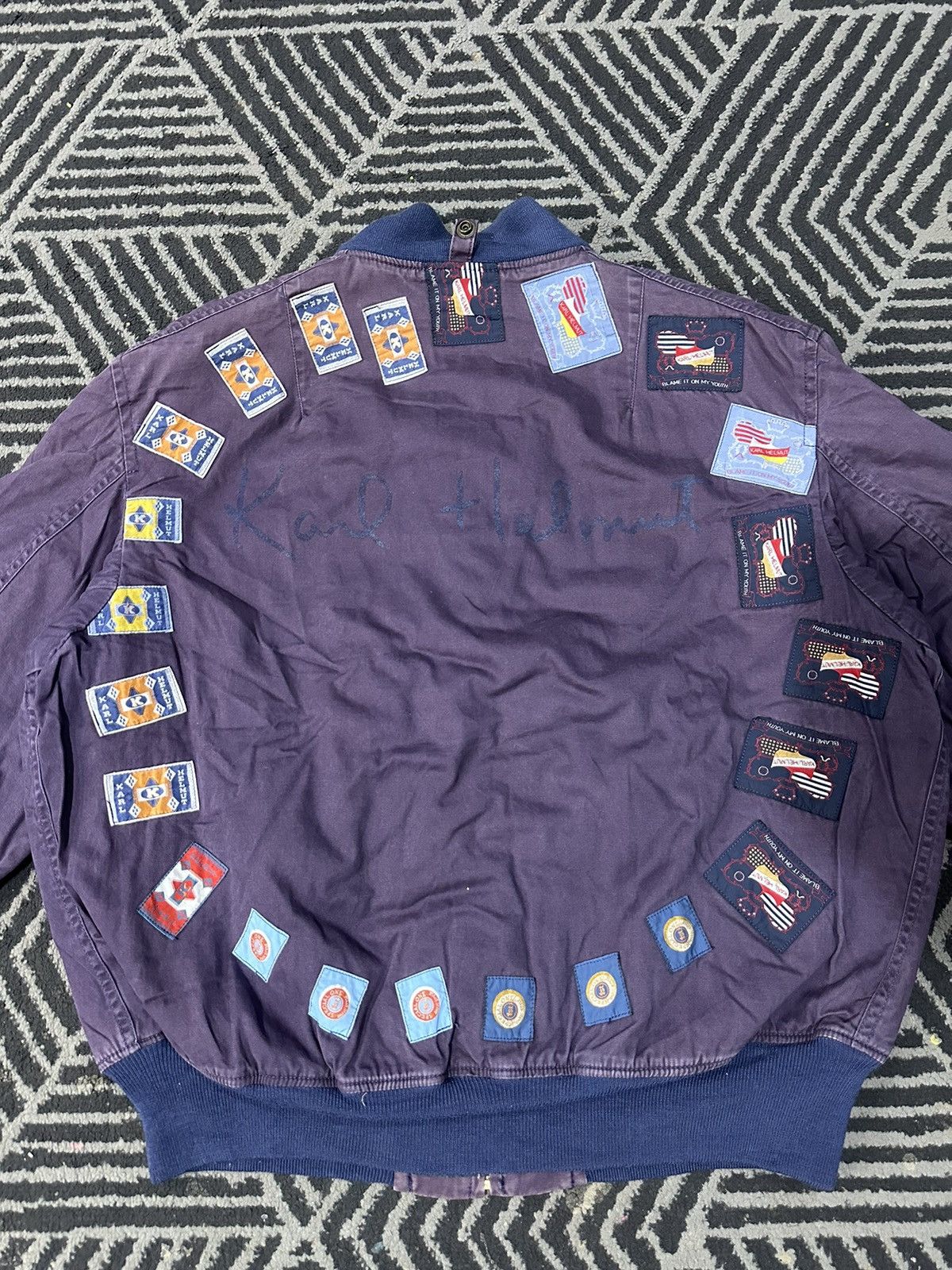 Designer × Karl Helmut × Vintage Vintage KARL HELMUT Patches Design Bomber Jacket Size US XL / EU 56 / 4 - 2 Thumbnail
