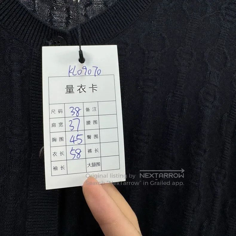 Hermes Hermes Pig nose full print embossed cashmere knitted cardi Size XS / US 0-2 / IT 36-38 - 7 Thumbnail