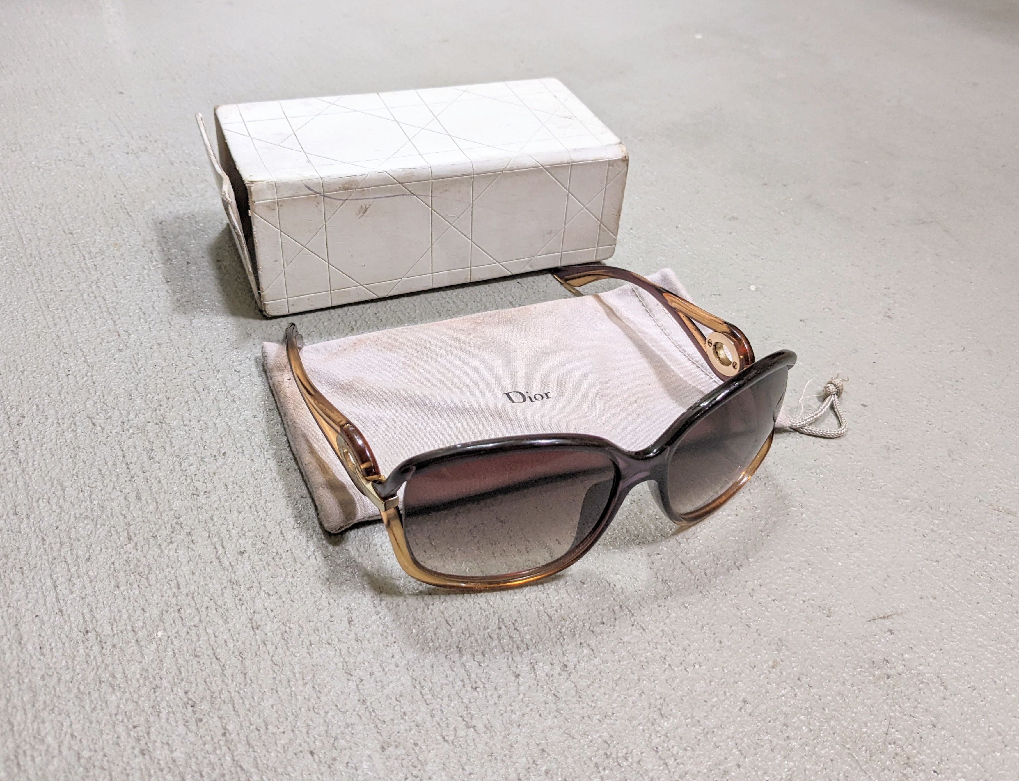 Christian Dior Sunglasses Brown Gradient Gold Oversized