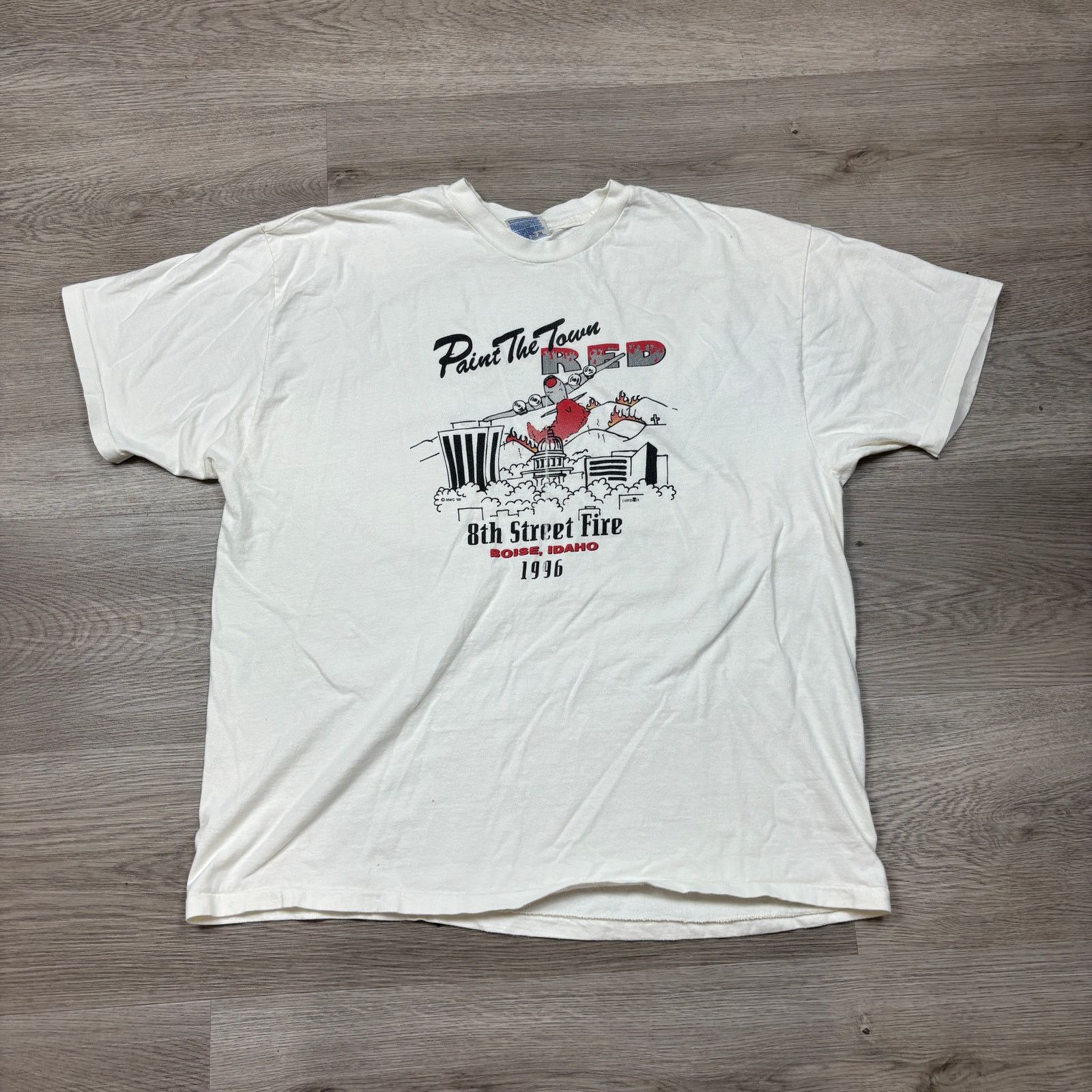 Hanes × Vintage VTG 1996 8th Street Fire Paint the Town Red Idaho Shirt XL Size US XL / EU 56 / 4 - 2 Thumbnail