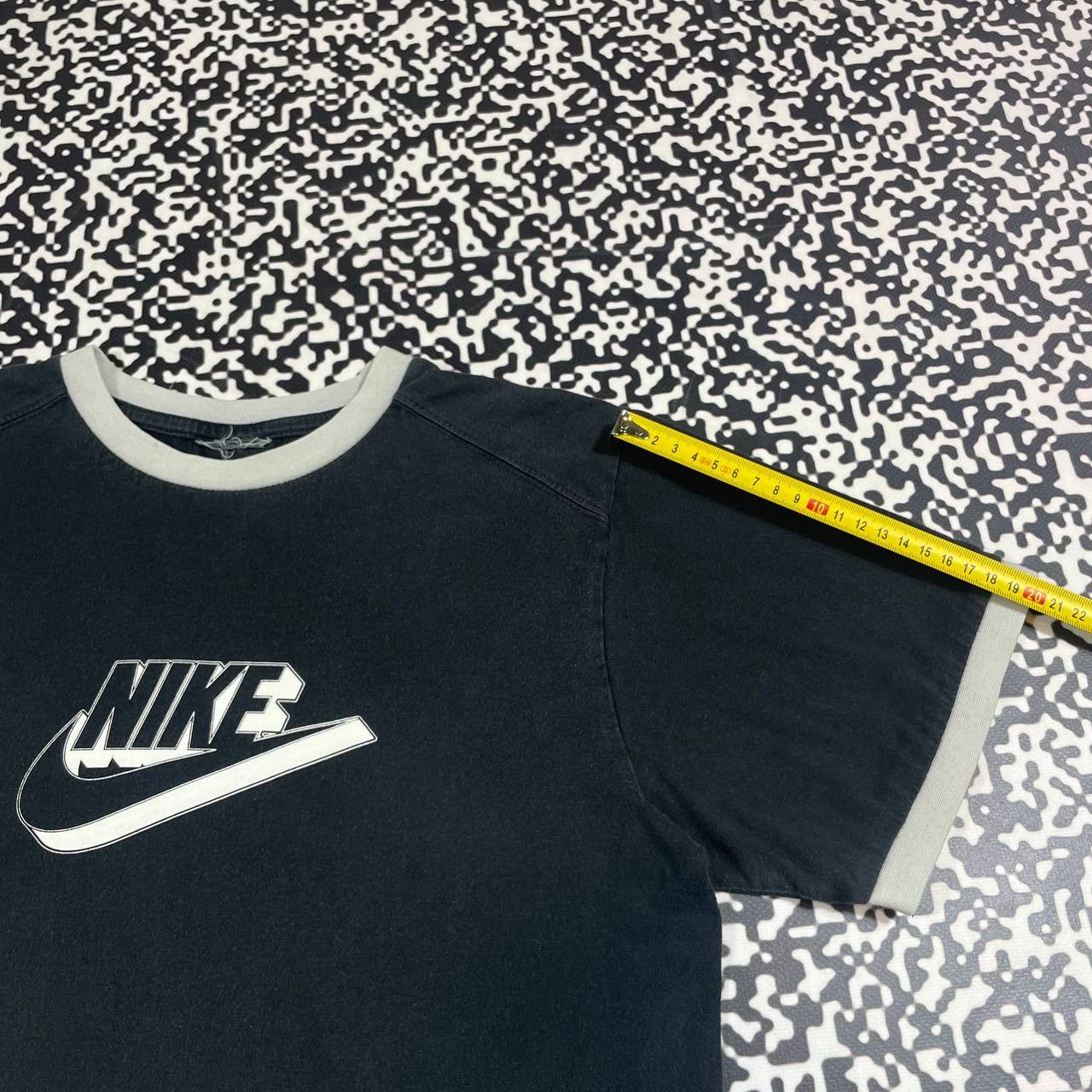 Nike Vintage Y2K Nike Swoosh Big Logo Retro Style Faded T-shirt Size M / US 6-8 / IT 42-44 - 15 Thumbnail