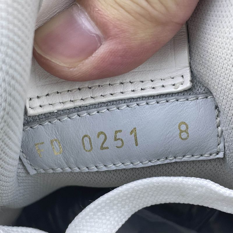 Louis Vuitton Louis Vuitton White Cement Low Top Sneakers - Size US 9.5 / EU 42-43 - 5 Thumbnail
