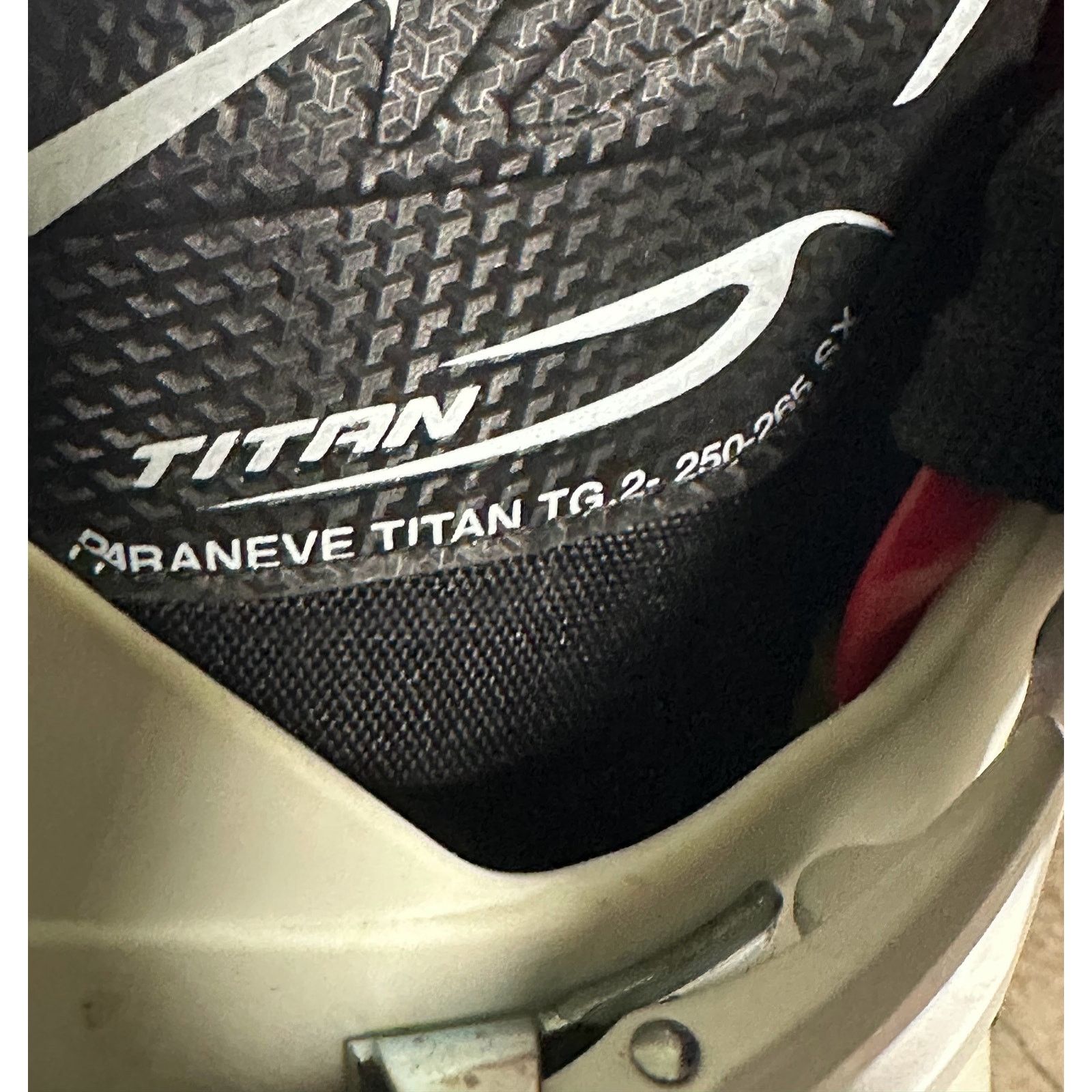 Other Dynafit Paraneve Titan TF-X Randonee Boots Mondo 25.5 Size US 8 / EU 41 - 12 Thumbnail