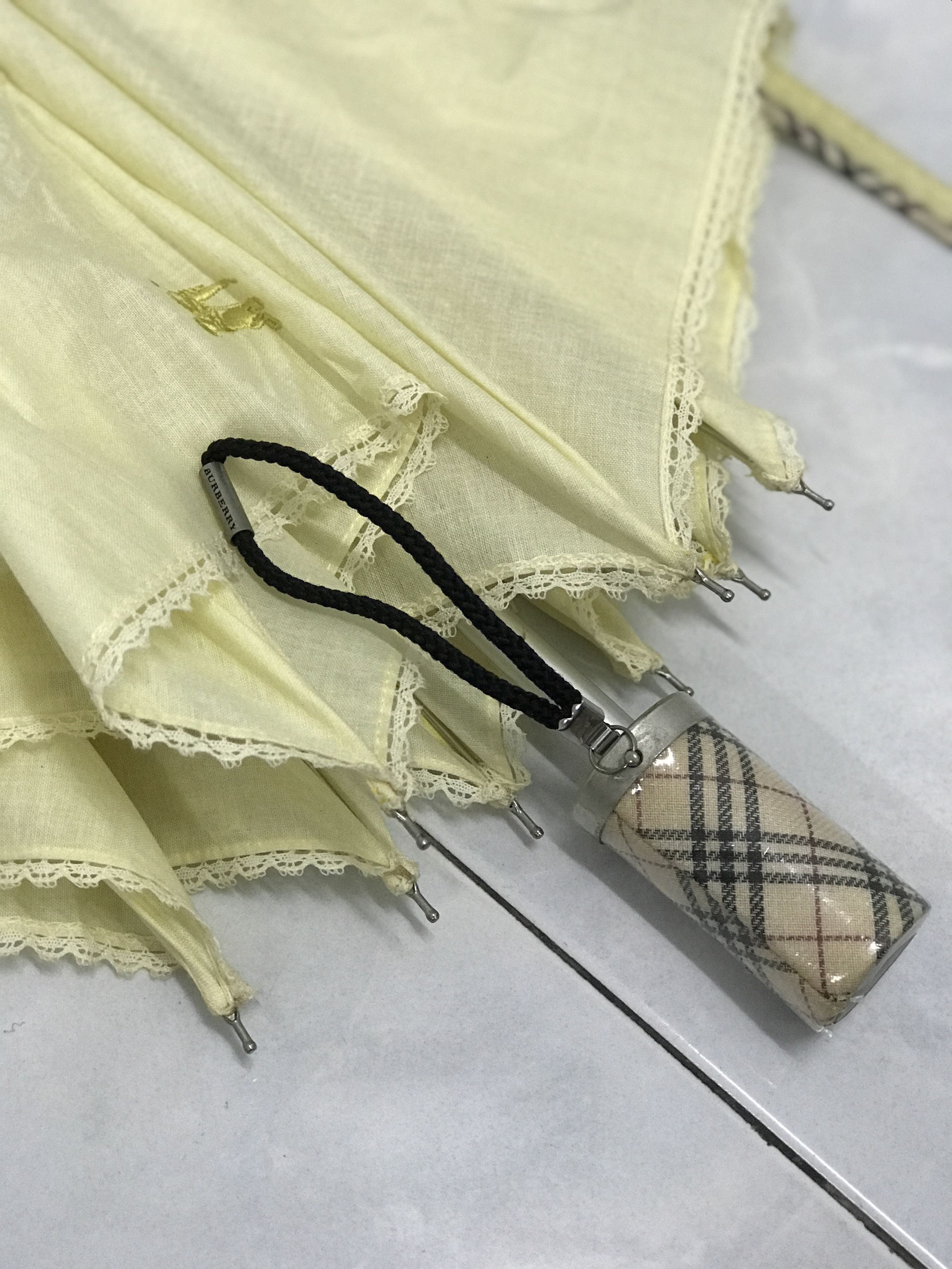 Burberry Burberry Folding Umbrella Size ONE SIZE - 4 Thumbnail