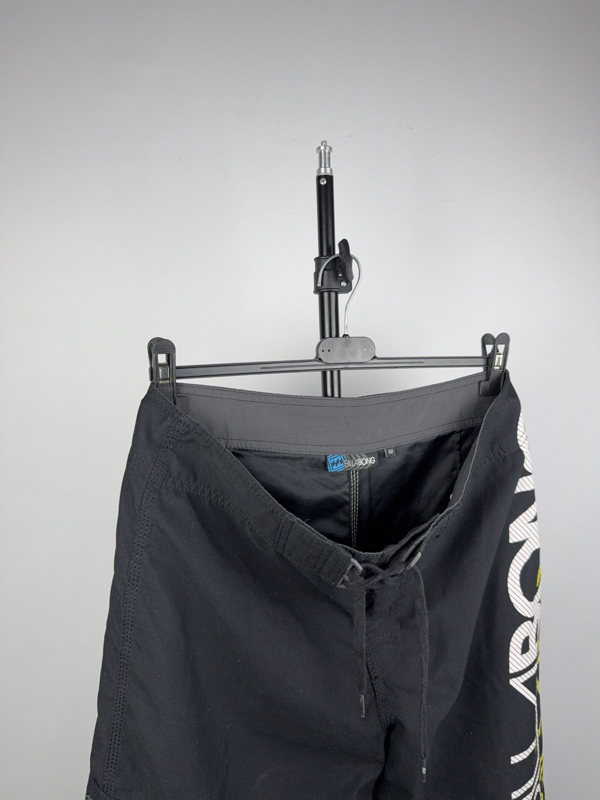 Billabong Retro Y2K 00s Billabong Black Logo Surf Board Shorts sz 32 Size US 32 / EU 48 - 13 Thumbnail