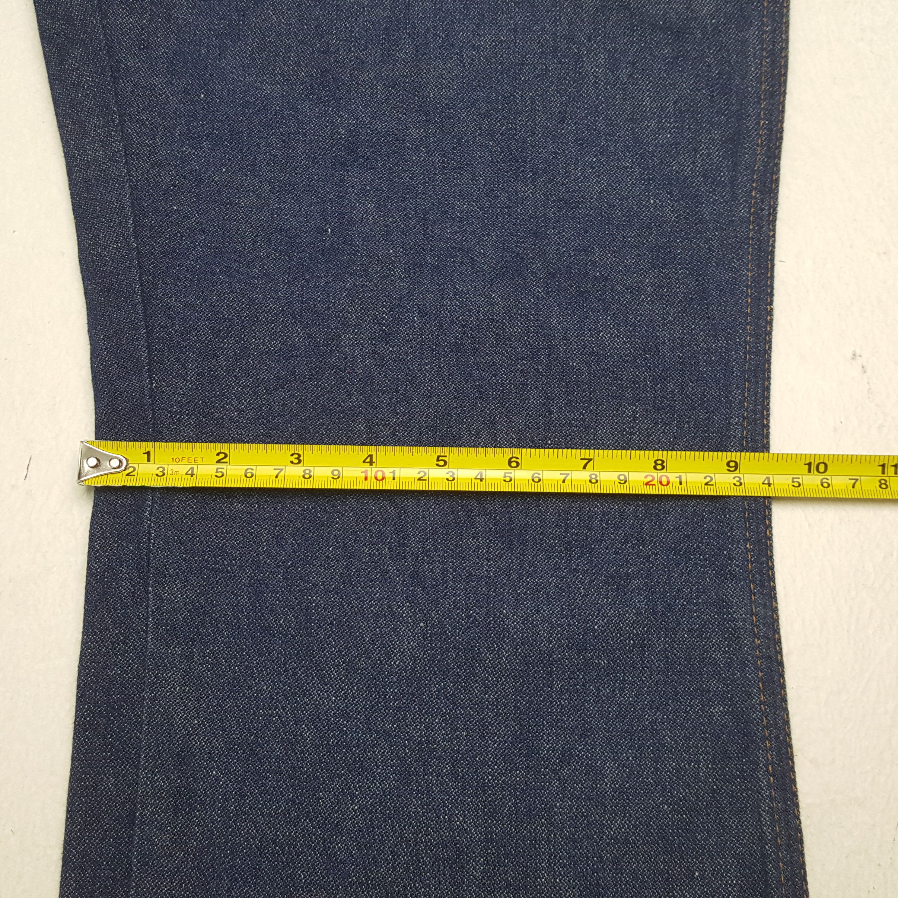 Wrangler Wrangler Fashion Bootcut Style Made in USA Jeans RR18 Size US 35 - 10 Thumbnail