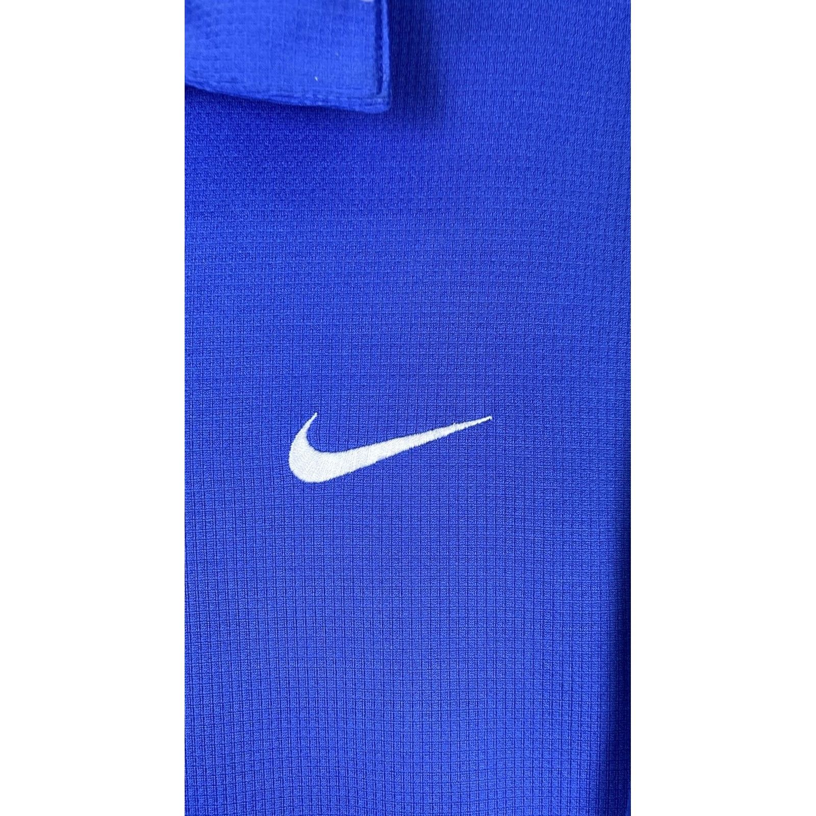 Nike Nike Dri-FIT Polo Shirt Mens XL Blue Solid Golf Short Sleeve Shirt Mens XL Blue Nike Dri-FIT Polo Size US XL / EU 56 / 4 - 2 Thumbnail