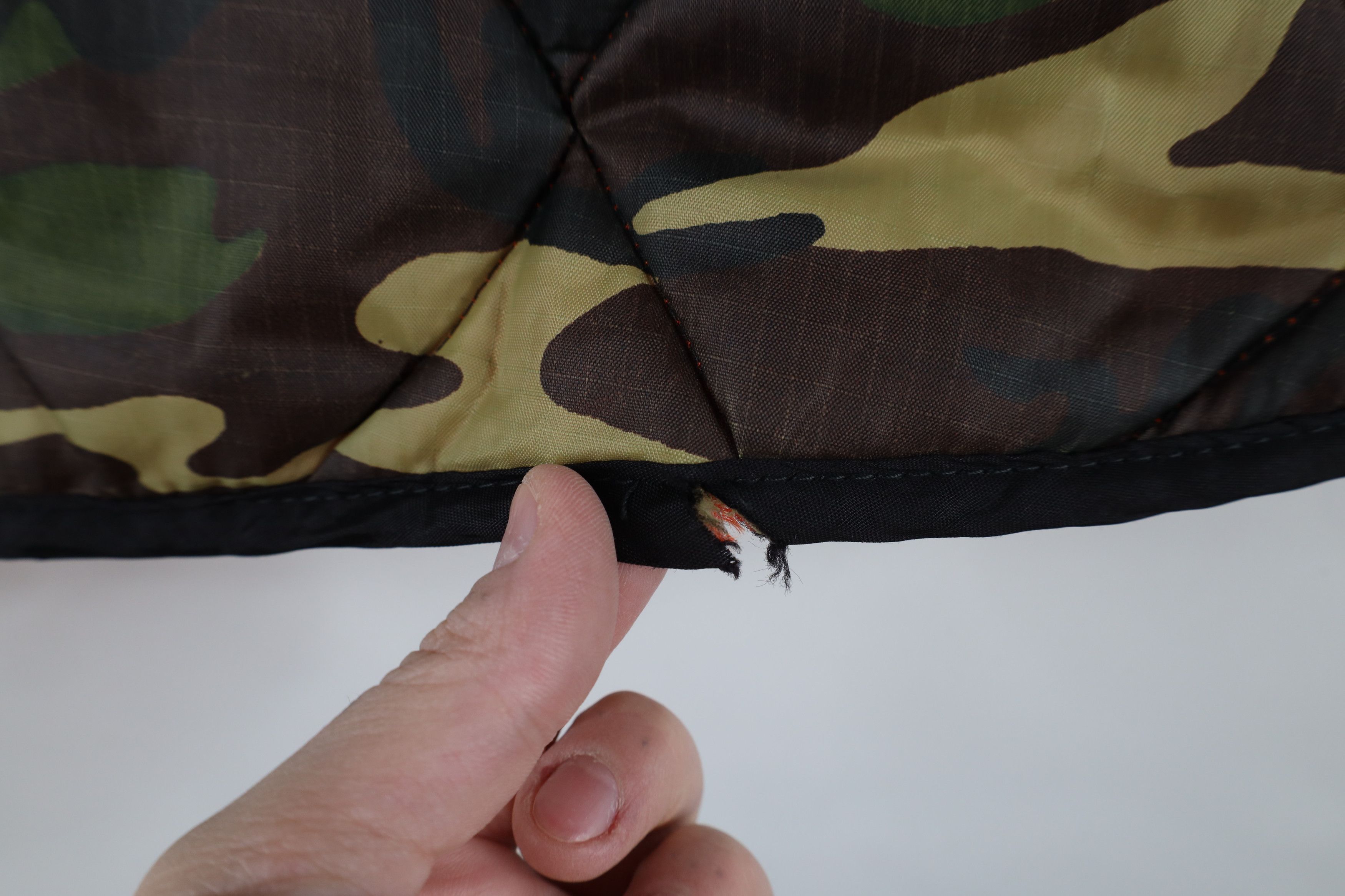 Vintage Vintage 70s Streetwear Reversible Camouflage Vest Jacket Size US M / EU 48-50 / 2 - 6 Thumbnail