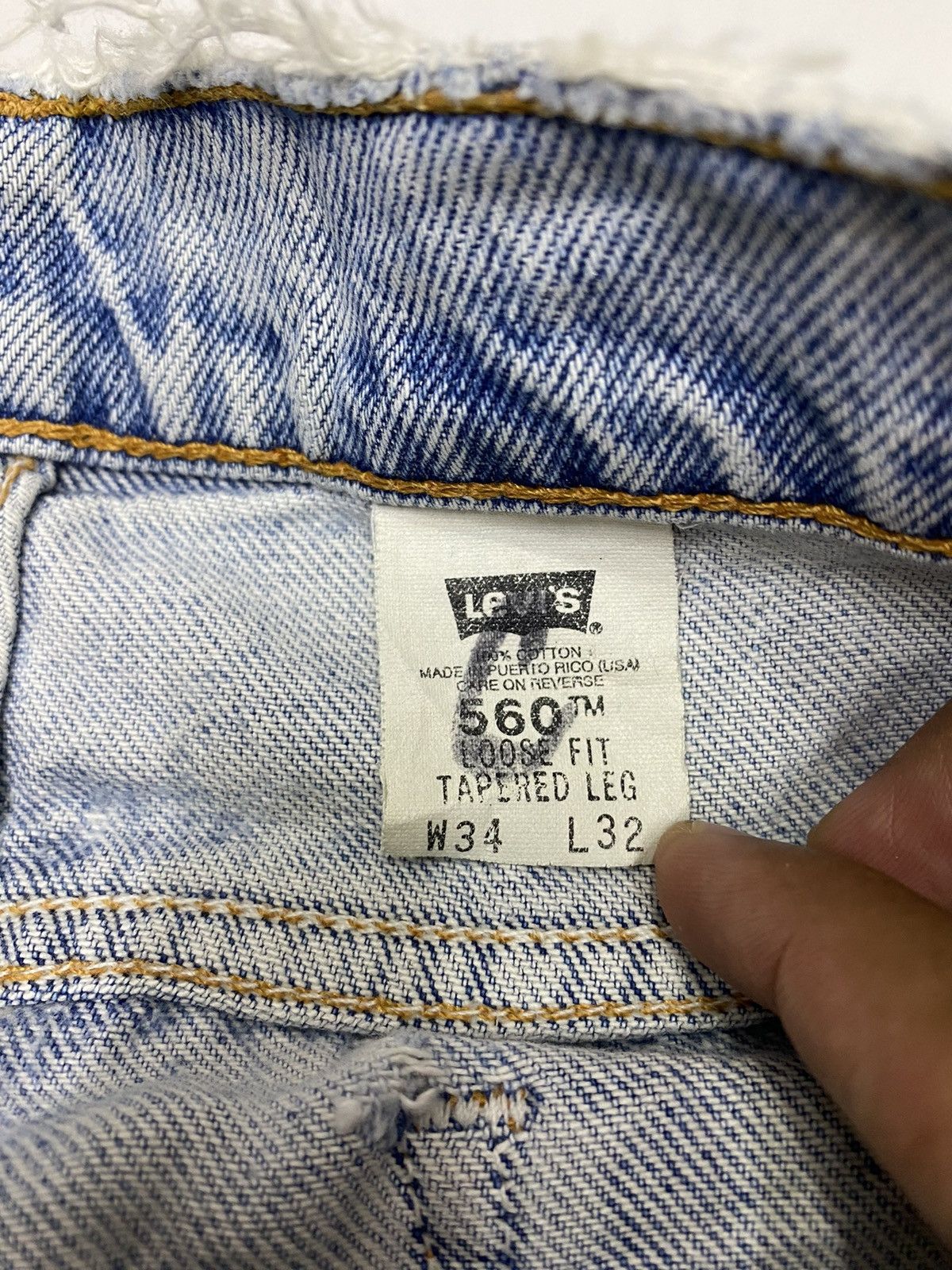 🔥LEVIS 560 ORANGE TAB THRASHED LOOSE FIT TAPERED LEG