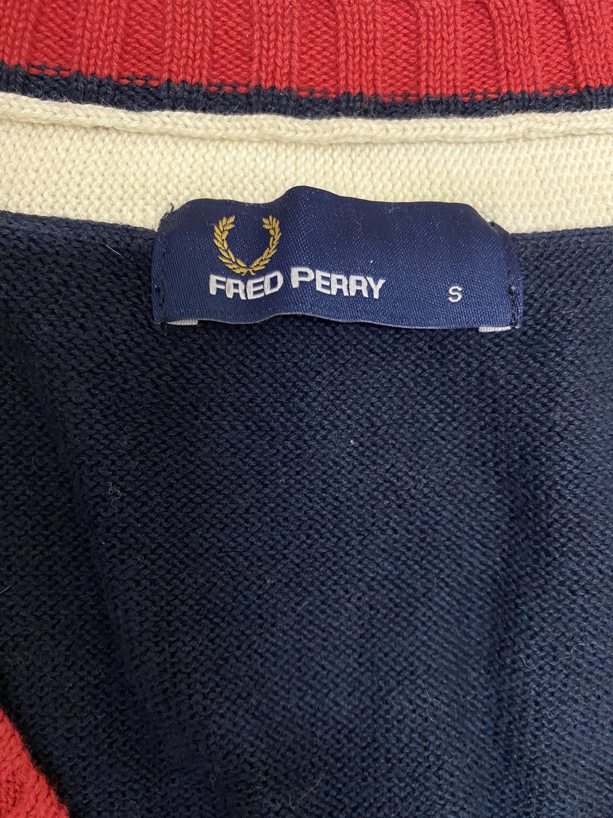 Fred Perry × Vintage Fred Perry V-Neck Knitwear Sweater (C2) Size US S / EU 44-46 / 1 - 4 Thumbnail