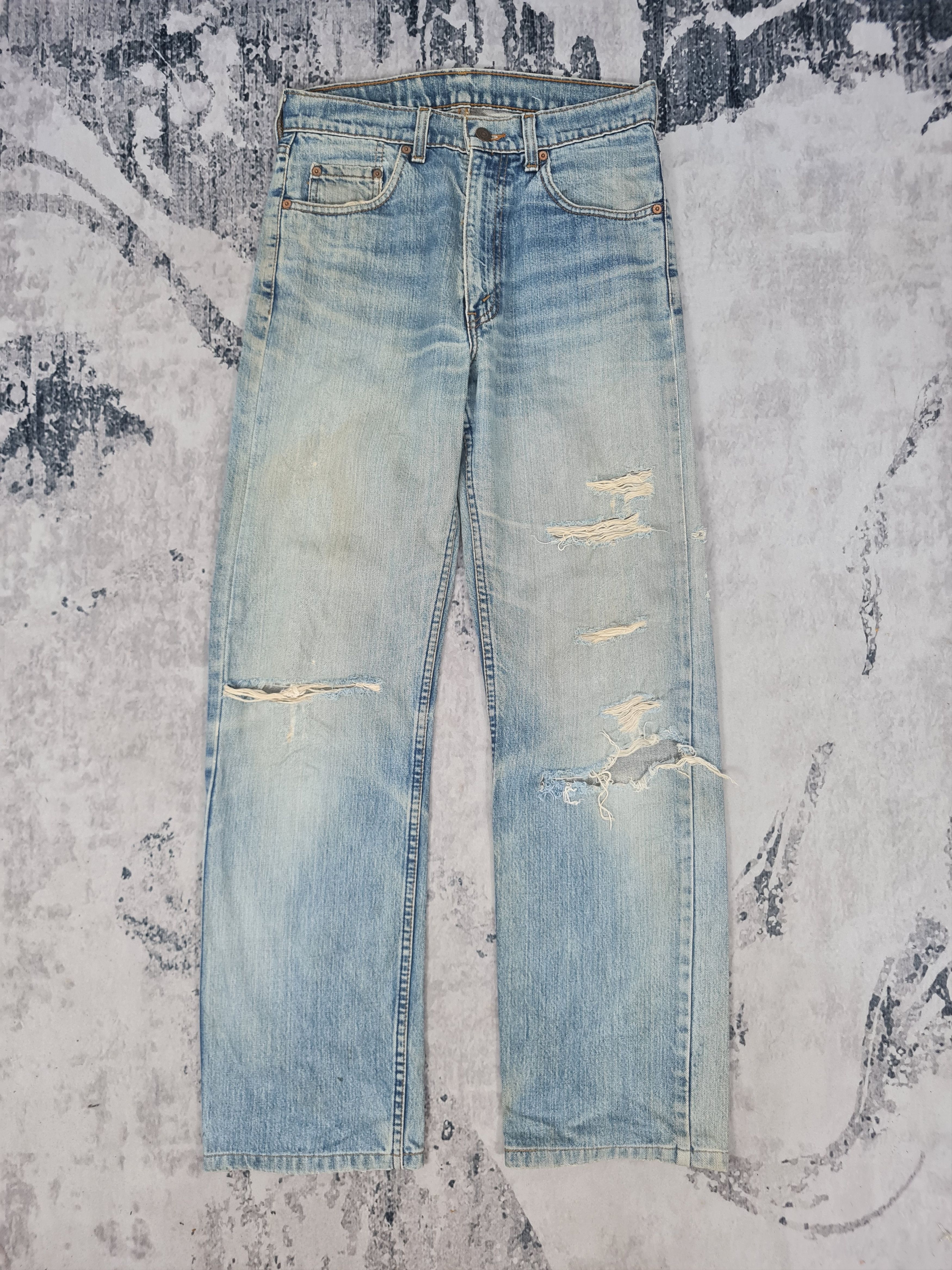 image of Distressed Denim x Levis VTG Levis 512 Distressed Faded Ripped Jeans L0401 Size 30X30 in Light Blue