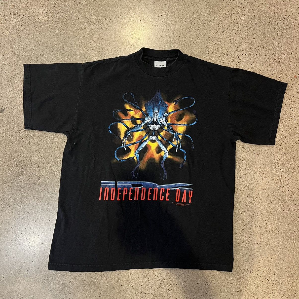 Hanes 1994 Independence Day T promo shirt Size US XL / EU 56 / 4 - 1 Thumbnail