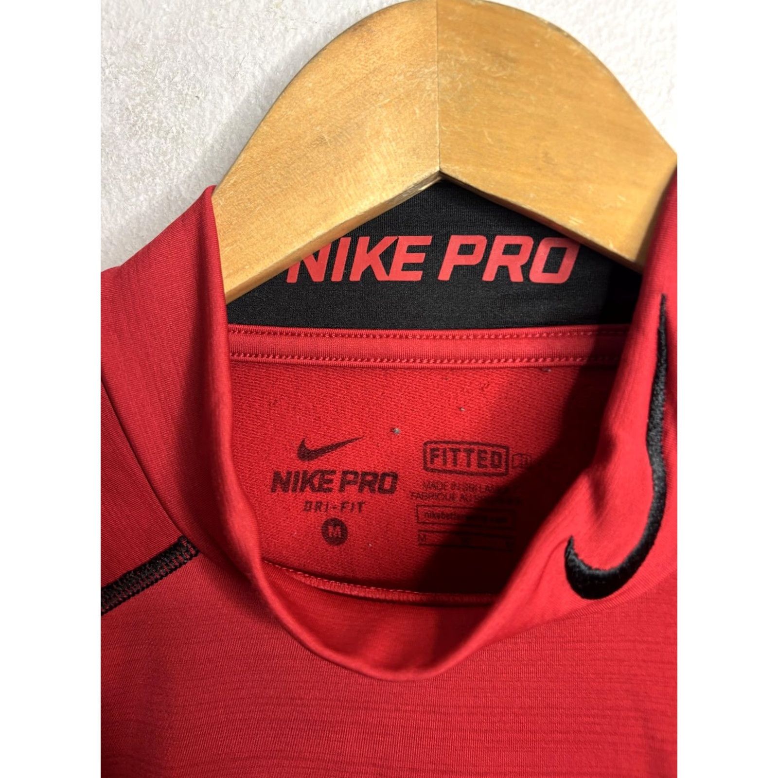 Nike Nike Pro Shirt Mens Medium Red Dri-FIT Fitted Long Sleeve Compression Athletic Size US M / EU 48-50 / 2 - 3 Thumbnail