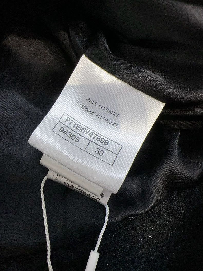 Chanel Chanel 21B Black Tweed Double-Breasted Coat Size M / US 6-8 / IT 42-44 - 8 Thumbnail