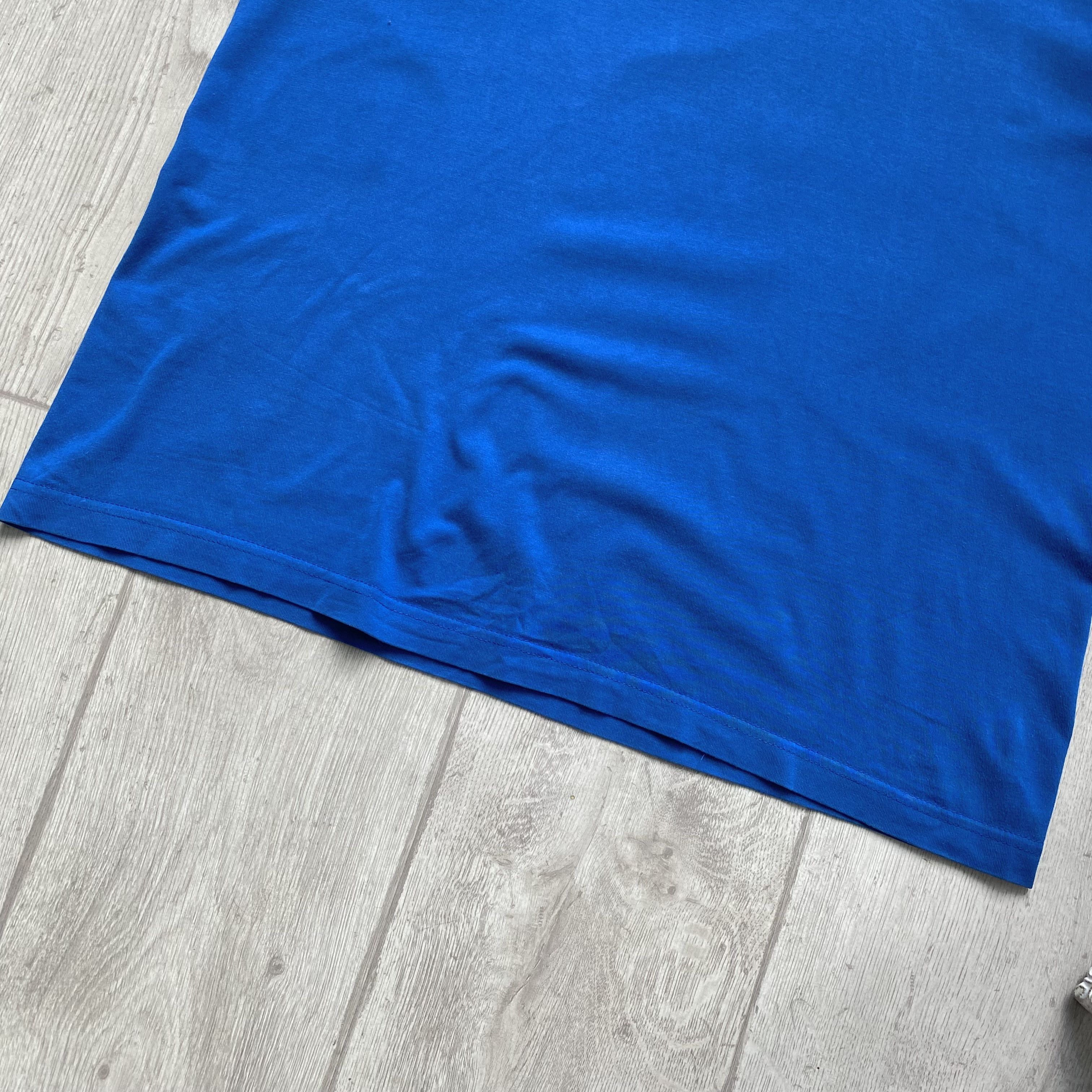 Nike 💙 Vintage 00s Nike Center Logo Metallic tee mini swoosh Size US L / EU 52-54 / 3 - 3 Thumbnail