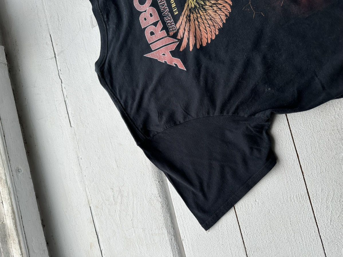 Band Tees RARE🚨 Airbourne 2016 tour t-shirt band tee faded big logo Size US XL / EU 56 / 4 - 4 Thumbnail