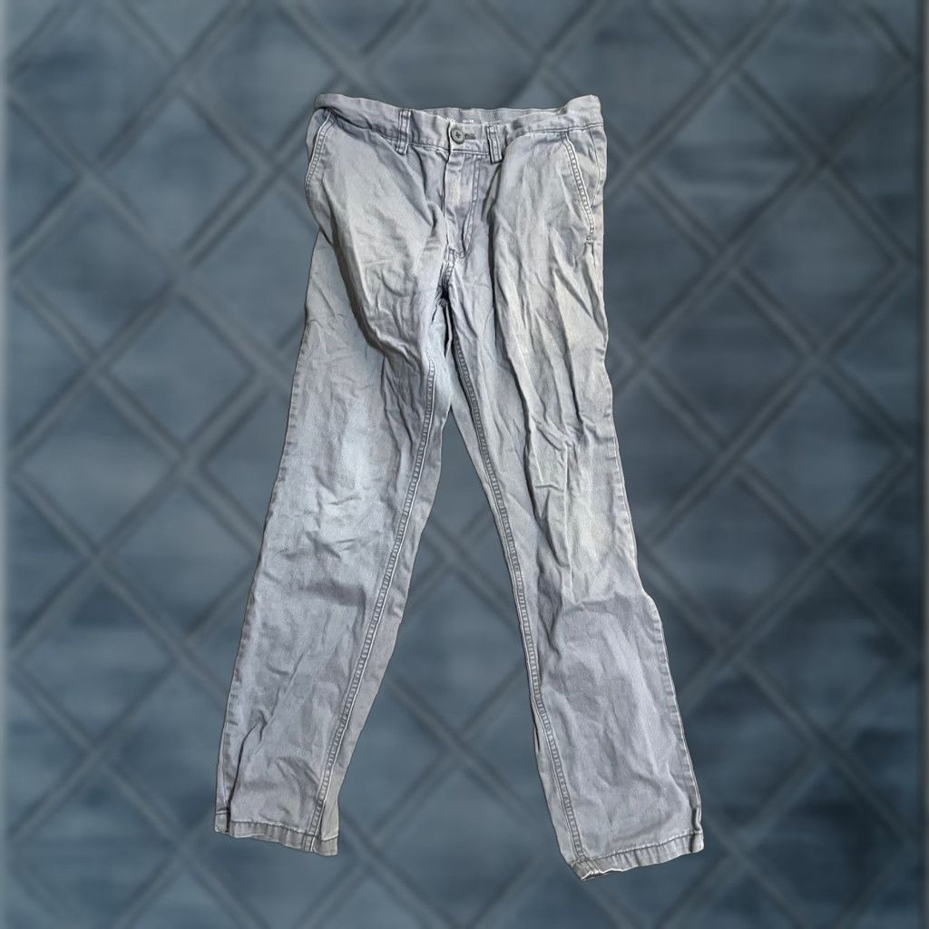 Old Navy Old Navy Lived In Chino Pant Straight Solid Gray Men 30x30 Size US 30 / EU 46 - 1 Thumbnail