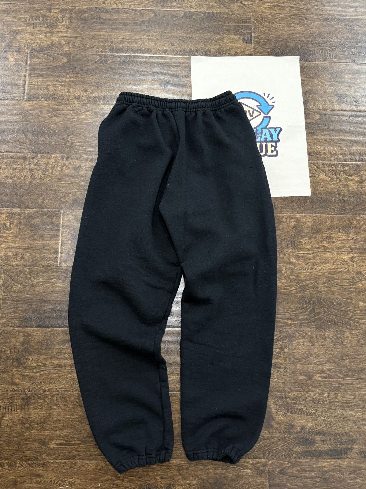 Russell Athletic RUSSELL ATHLETIC BLACK CUFFED SWEATPANTS MEDIUM Size US 32 / EU 48 - 2 Thumbnail