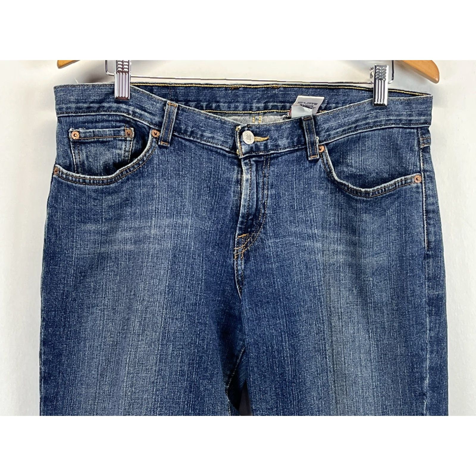 Lucky Brand VINTAGE Lucky Brand Jeans Dungarees Flared Blue Denim Mid Rise 14 32 Womens Jeans Size 36" / US 14 / IT 50 - 2 Thumbnail