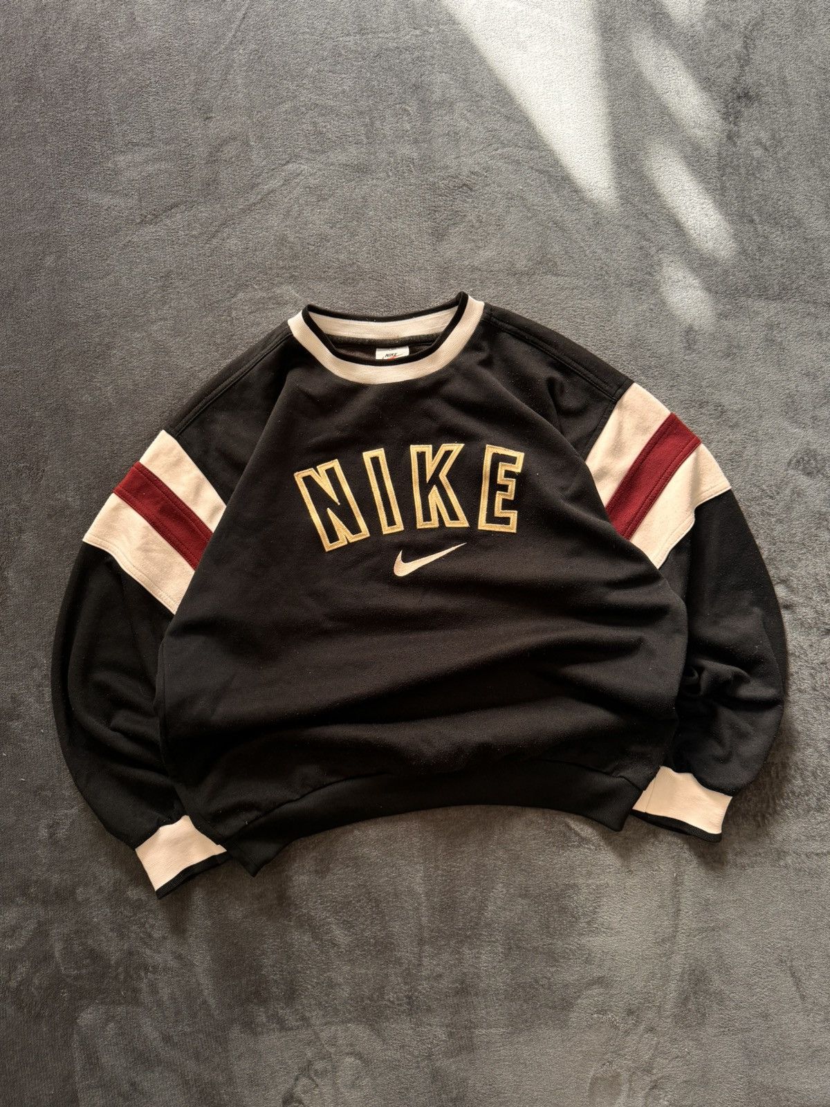 Pre-owned Nike X Vintage Nike Vintage Center Logo Oversize Boxy Sweatshirt In Black