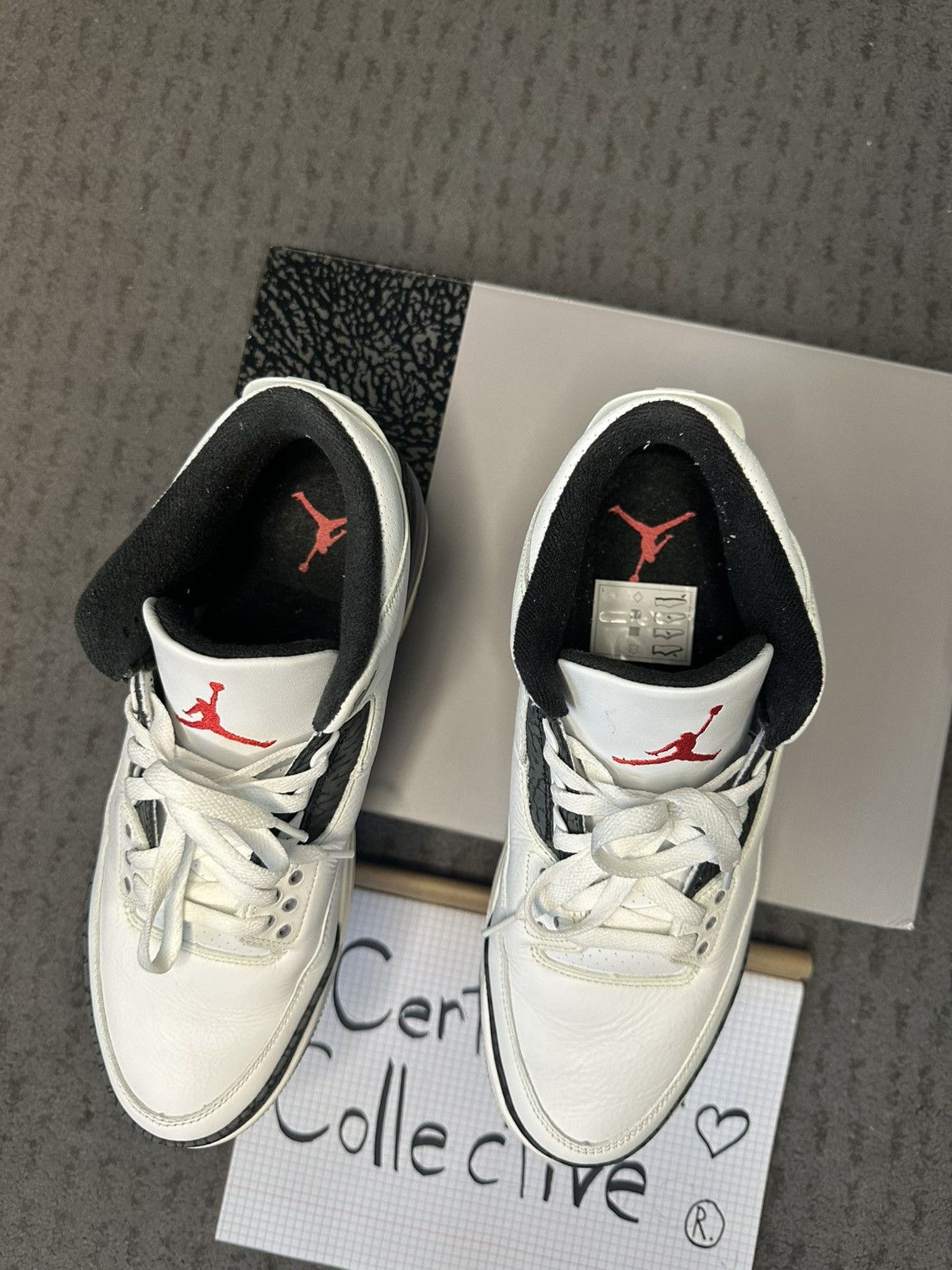 Jordan Brand × Nike Air Jordan 3 Retro Size US 11 / EU 44 - 4 Thumbnail