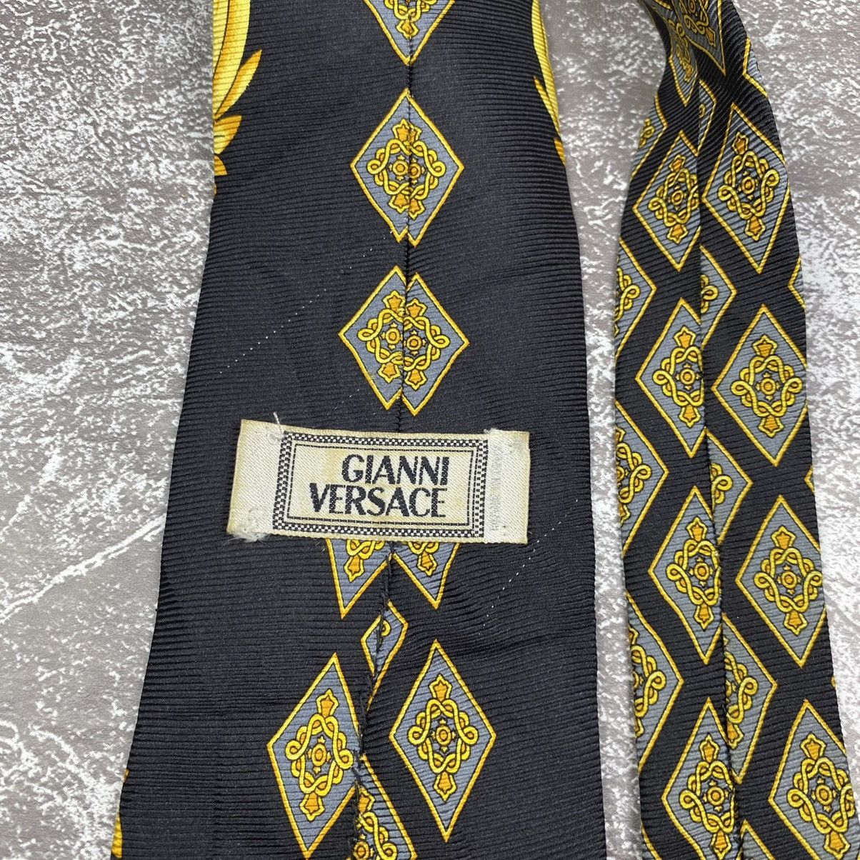 Versace × Vintage V2 BY VERSACE Size 36 - 4 Thumbnail