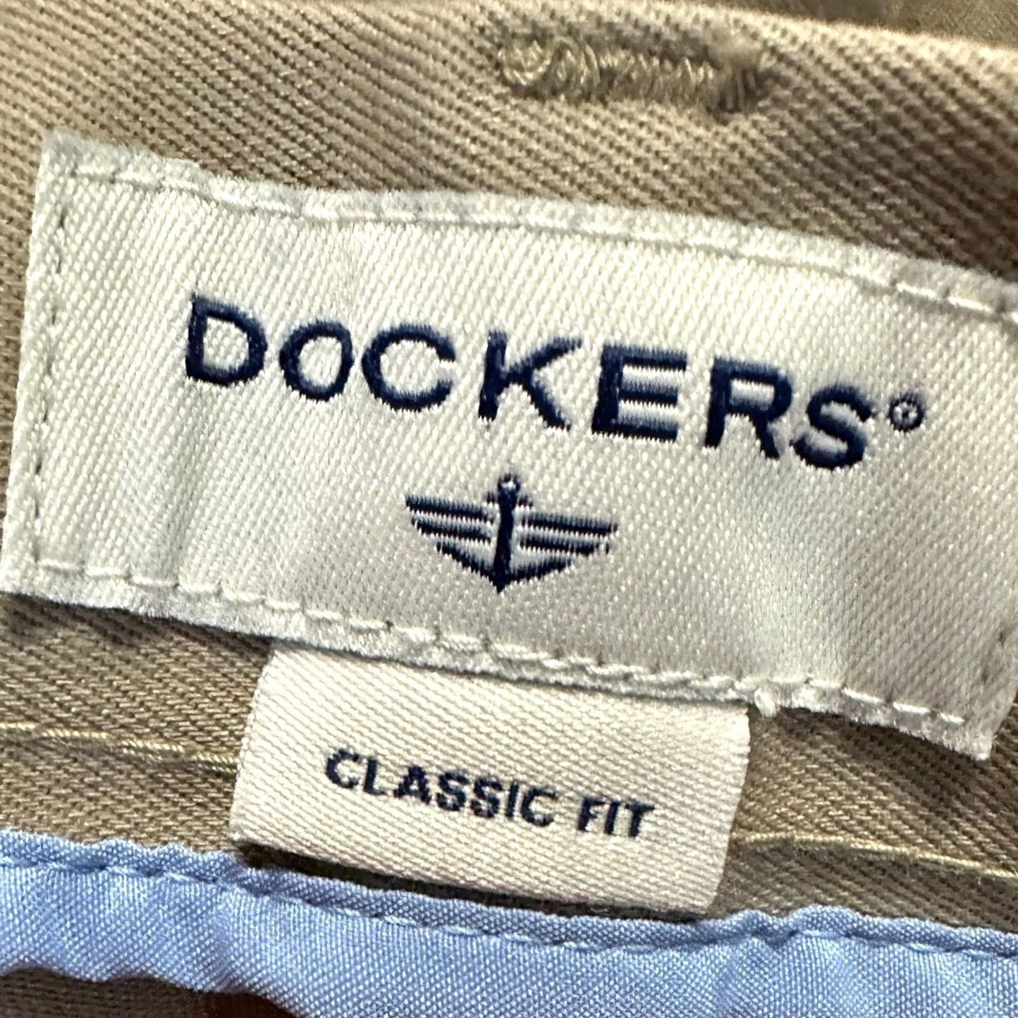 Dockers VINTAGE Dockers Pants Mens 40X30 Tan Signature Khaki Classic Fit Pleated Performance Size US 40 / EU 56 - 4 Thumbnail