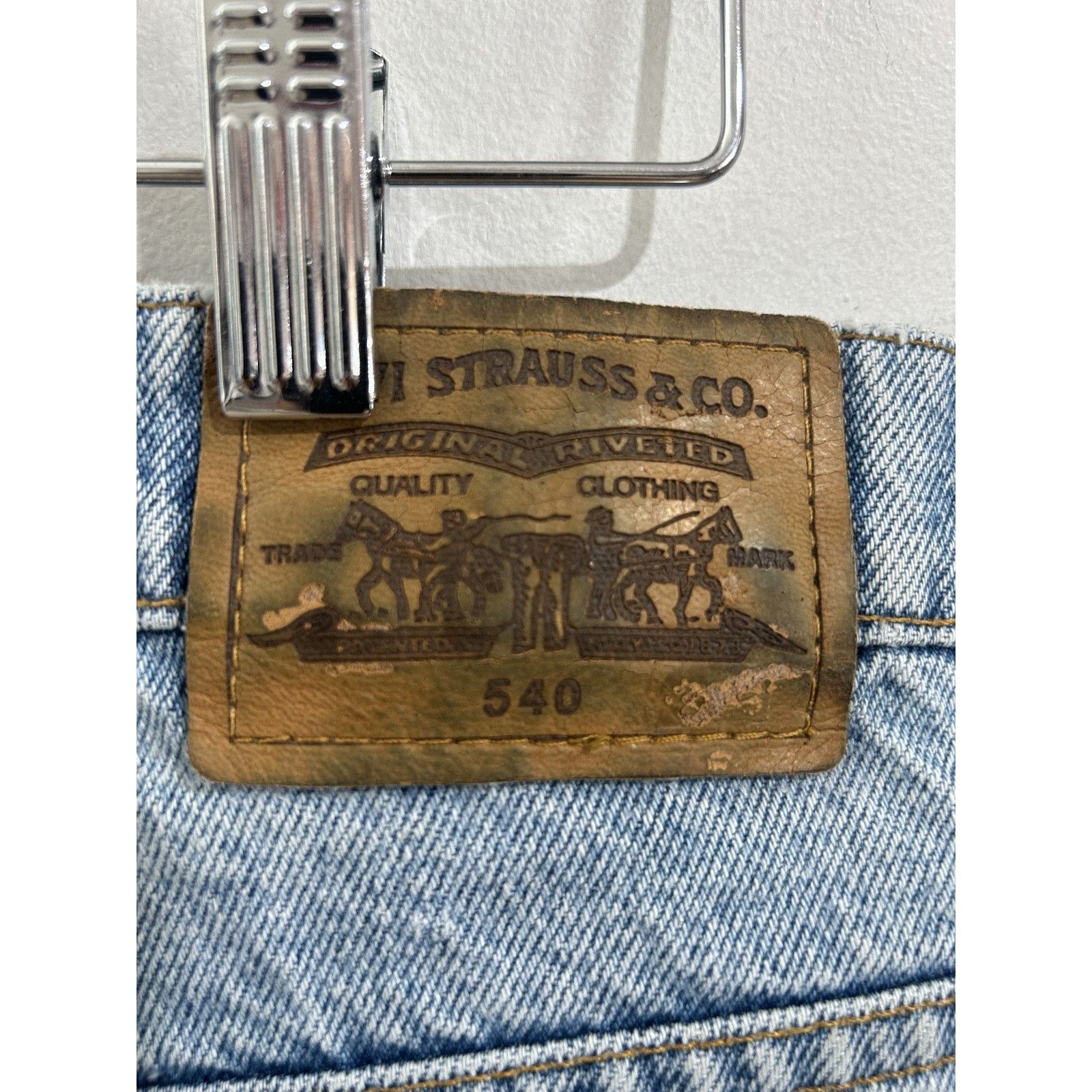 Levi's VINTAGE LEVIS SIGNATURE 540 RELAXED JEAN SIZE 43 Size US 43 - 3 Thumbnail