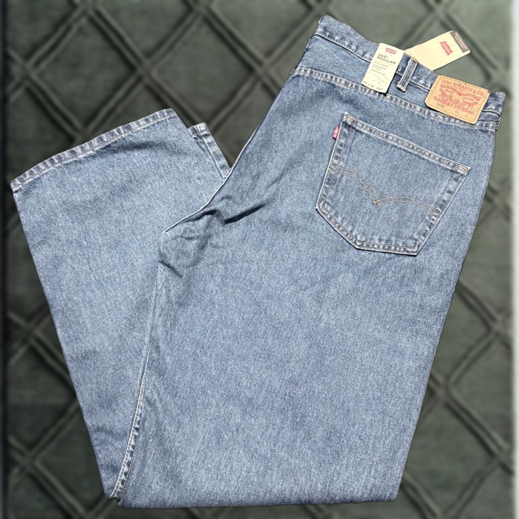Levi's VINTAGE Levi's Jeans Men Blue Levi's 550 Jeans Men Blue Denim Stretch Classic Straight Zip Fly 50x32 NWT Size US 34 / EU 50 - 1 Thumbnail