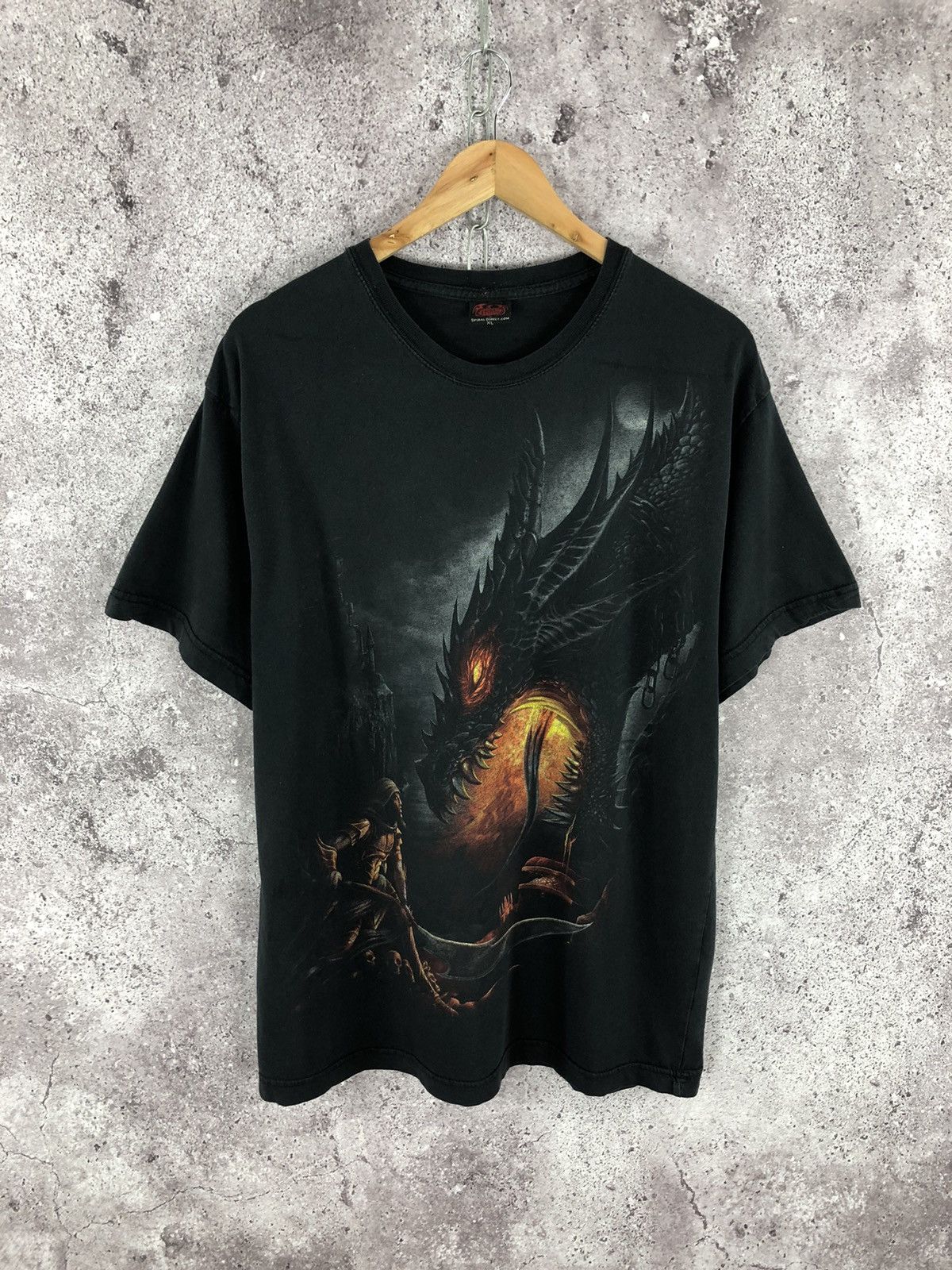 Vintage Vintage Dragon Overprint T-Shirt Knight Gothic Style Dragon ...